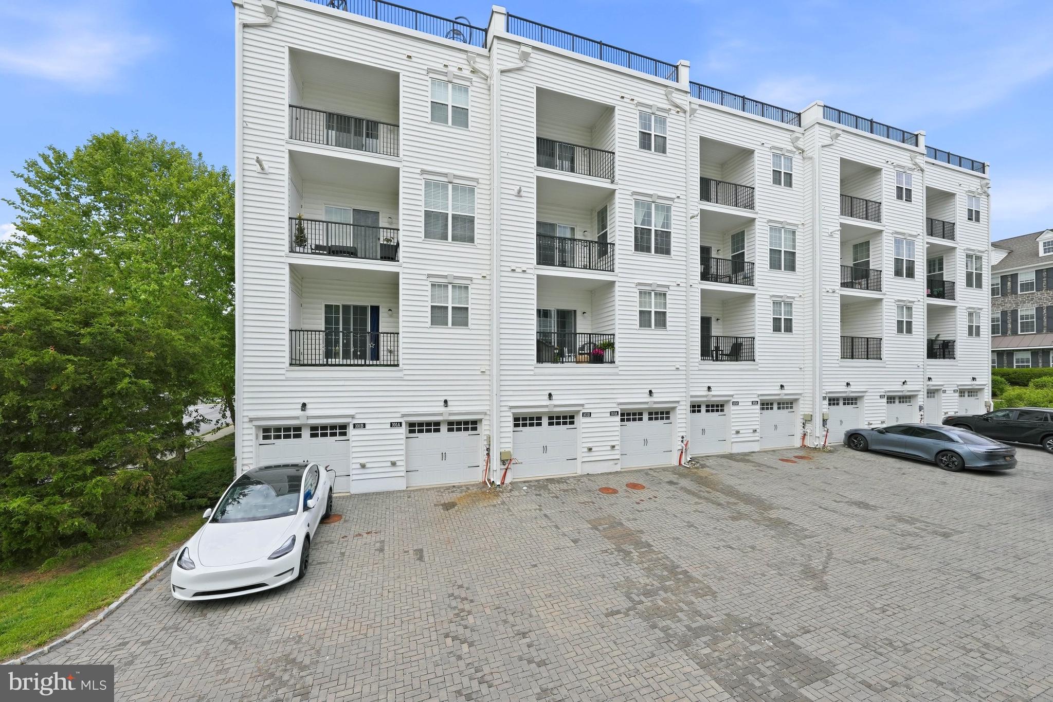 RAVENSCLIFF - Residential
