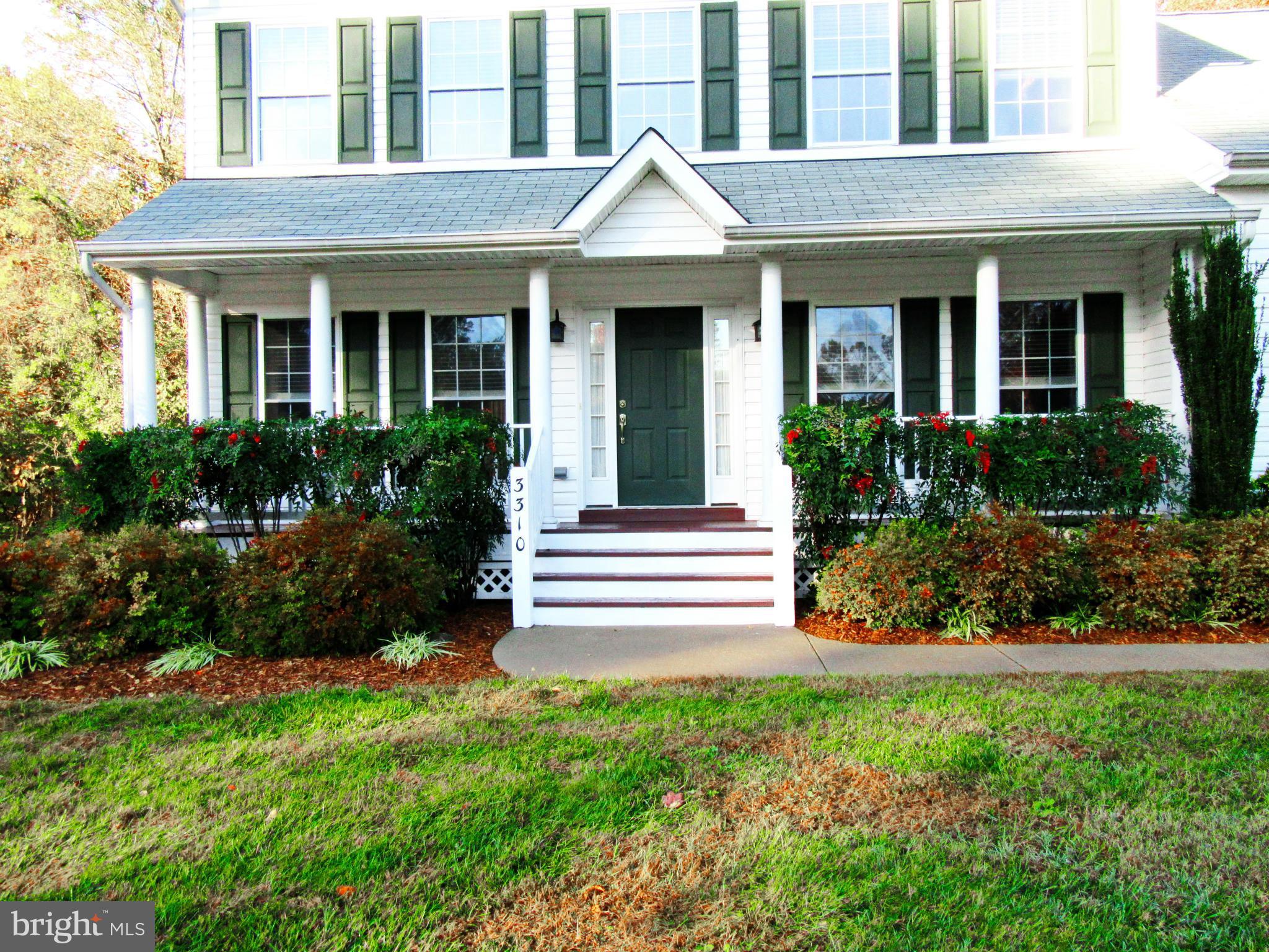 BREEZY POINT - Residential