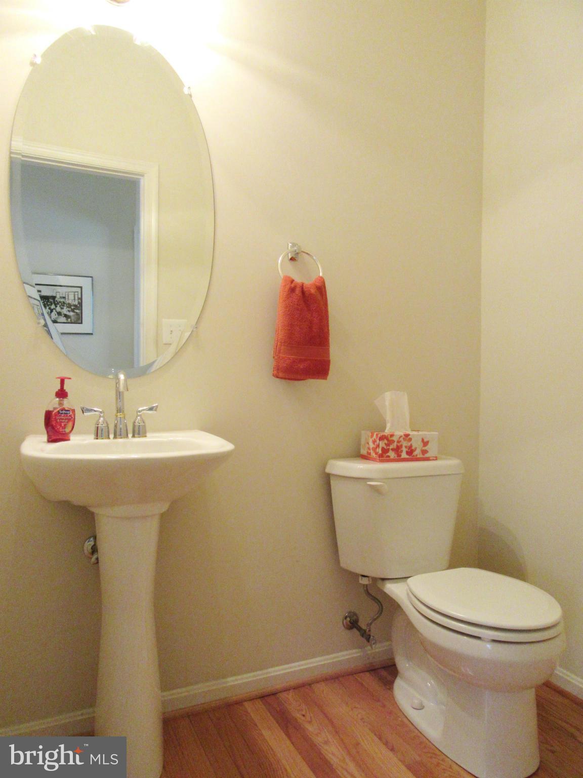 BREEZY POINT - Residential