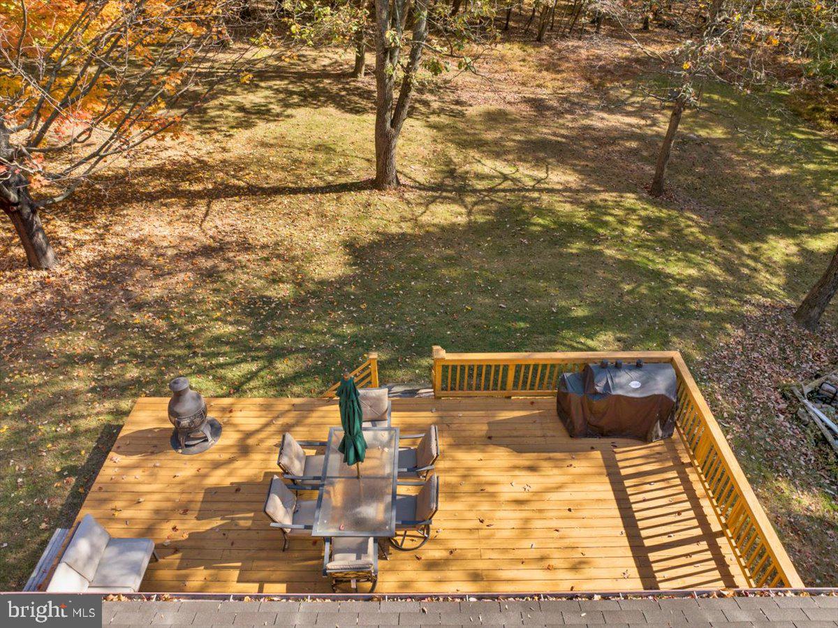 MOUNTAINEER VILLAG - Residential