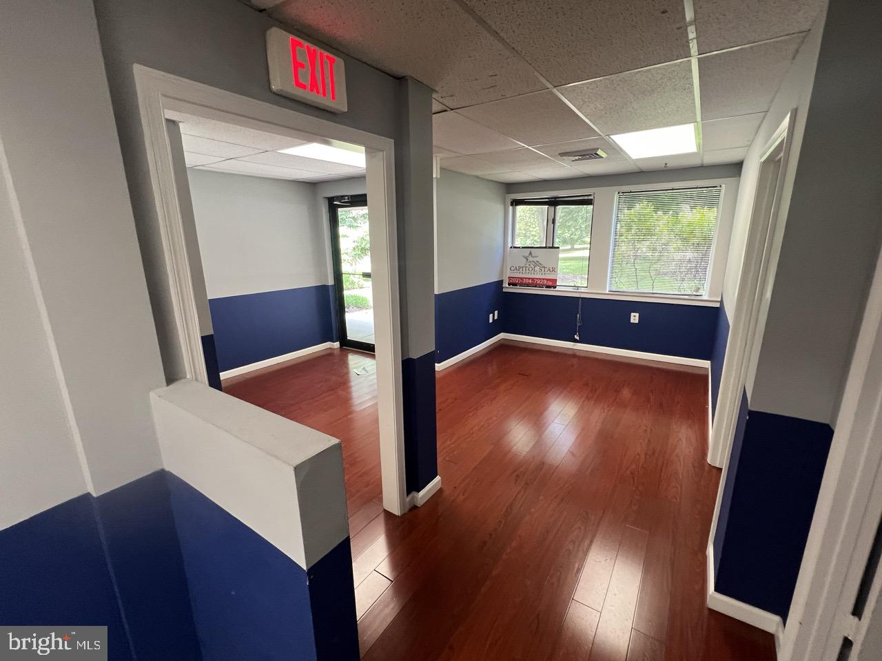 VILLAGE OF OAKLAND MILLS - Commercial Lease