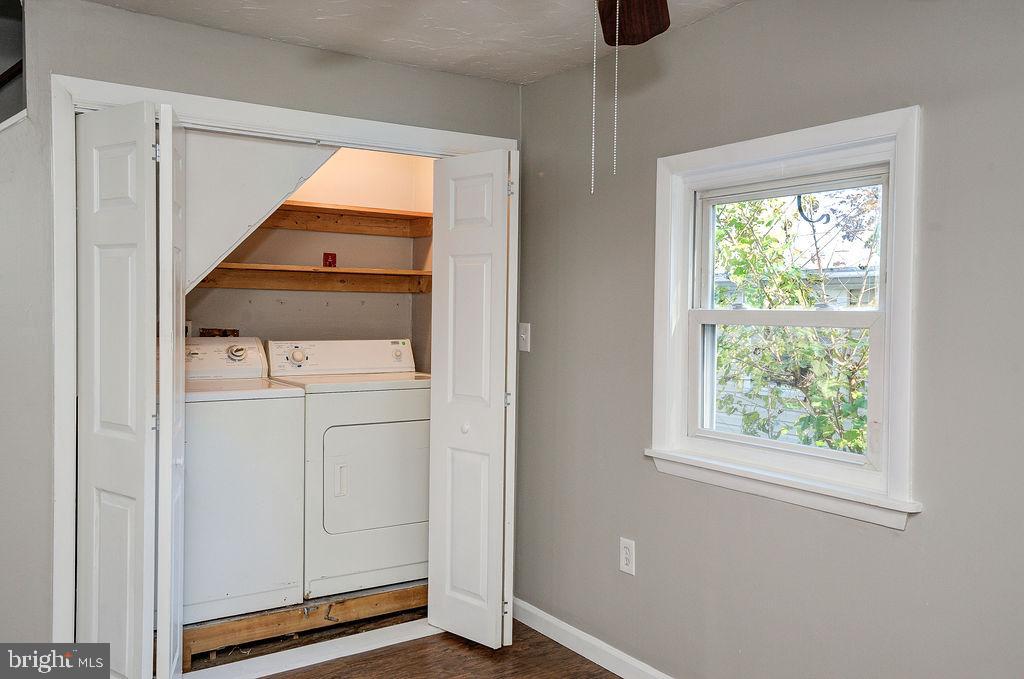 FEASTERVILLE - Residential Lease