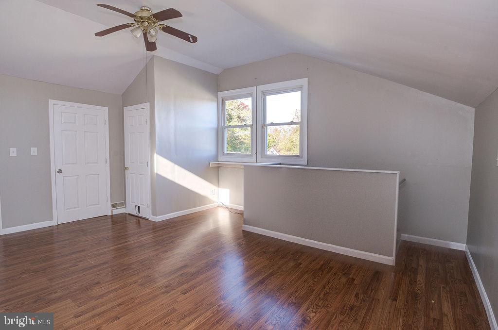 FEASTERVILLE - Residential Lease