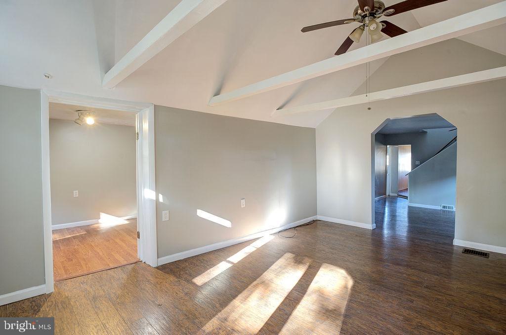 FEASTERVILLE - Residential Lease