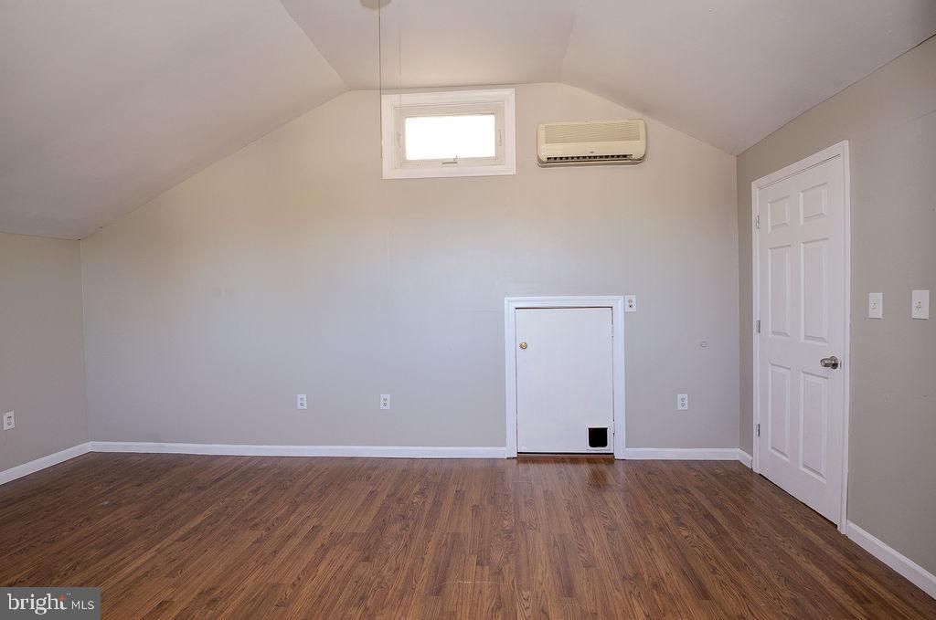 FEASTERVILLE - Residential Lease