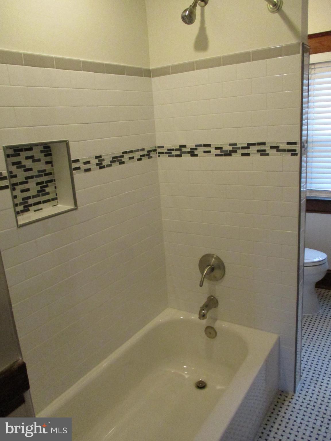 HALETHORPE - Residential Lease