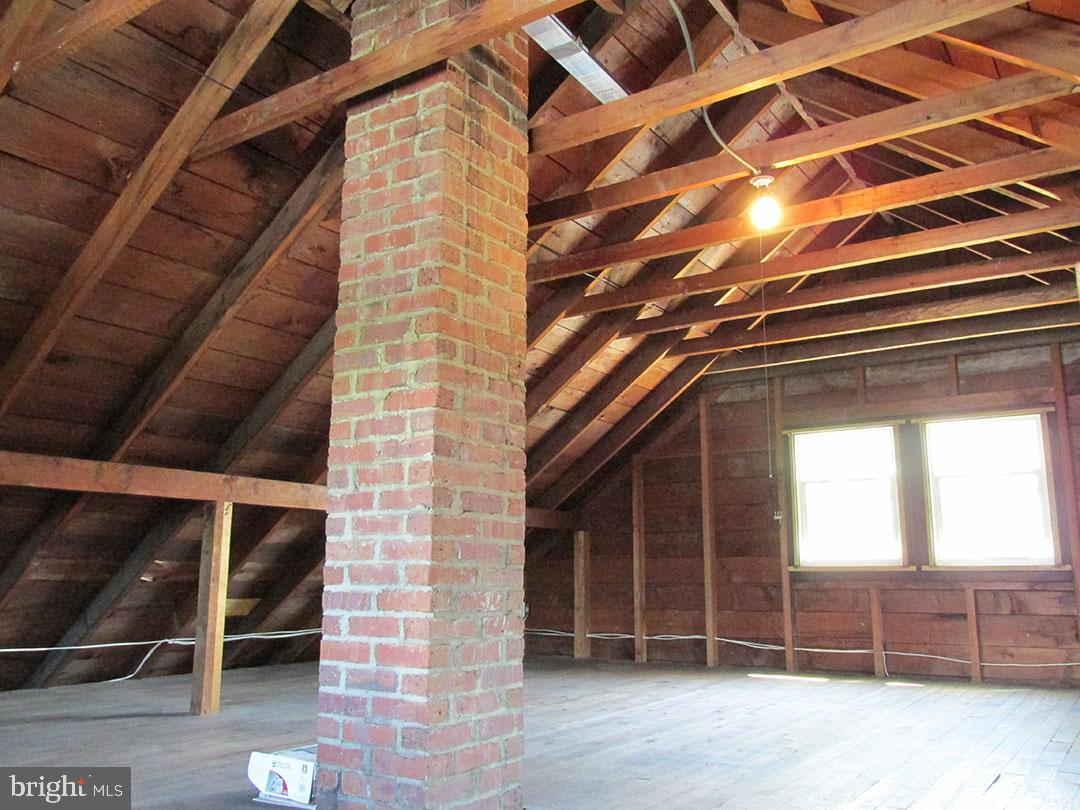 HALETHORPE - Residential Lease