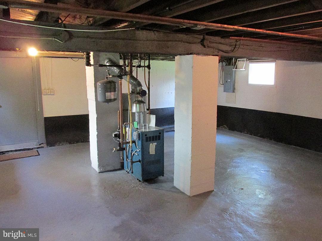 HALETHORPE - Residential Lease