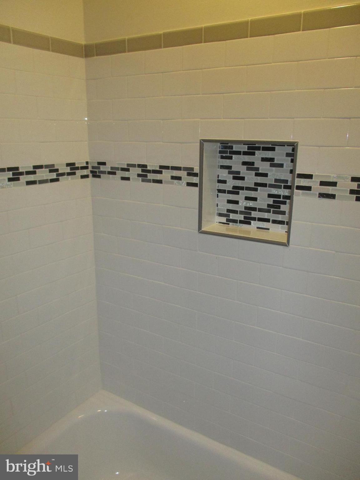 HALETHORPE - Residential Lease