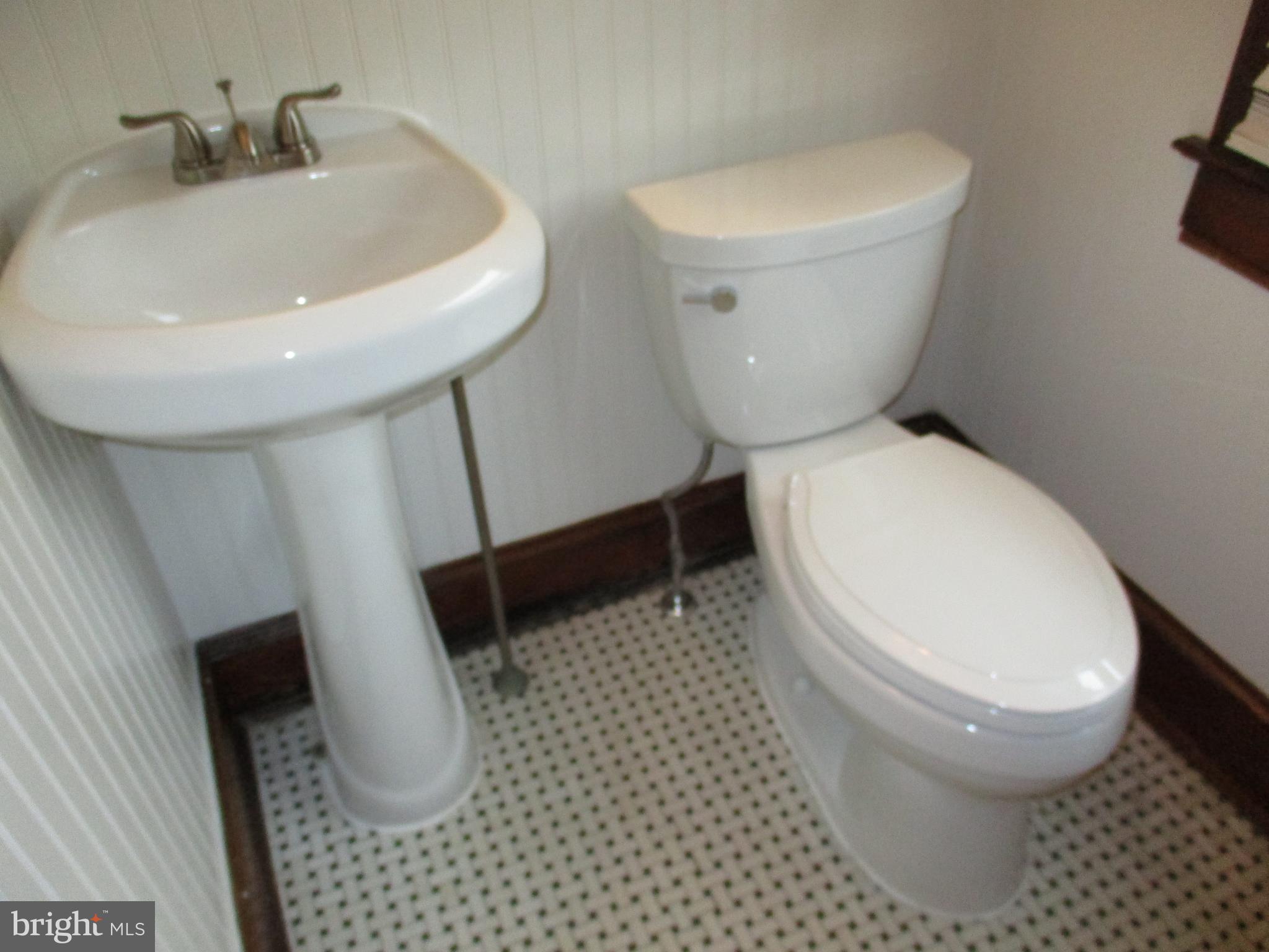 HALETHORPE - Residential Lease