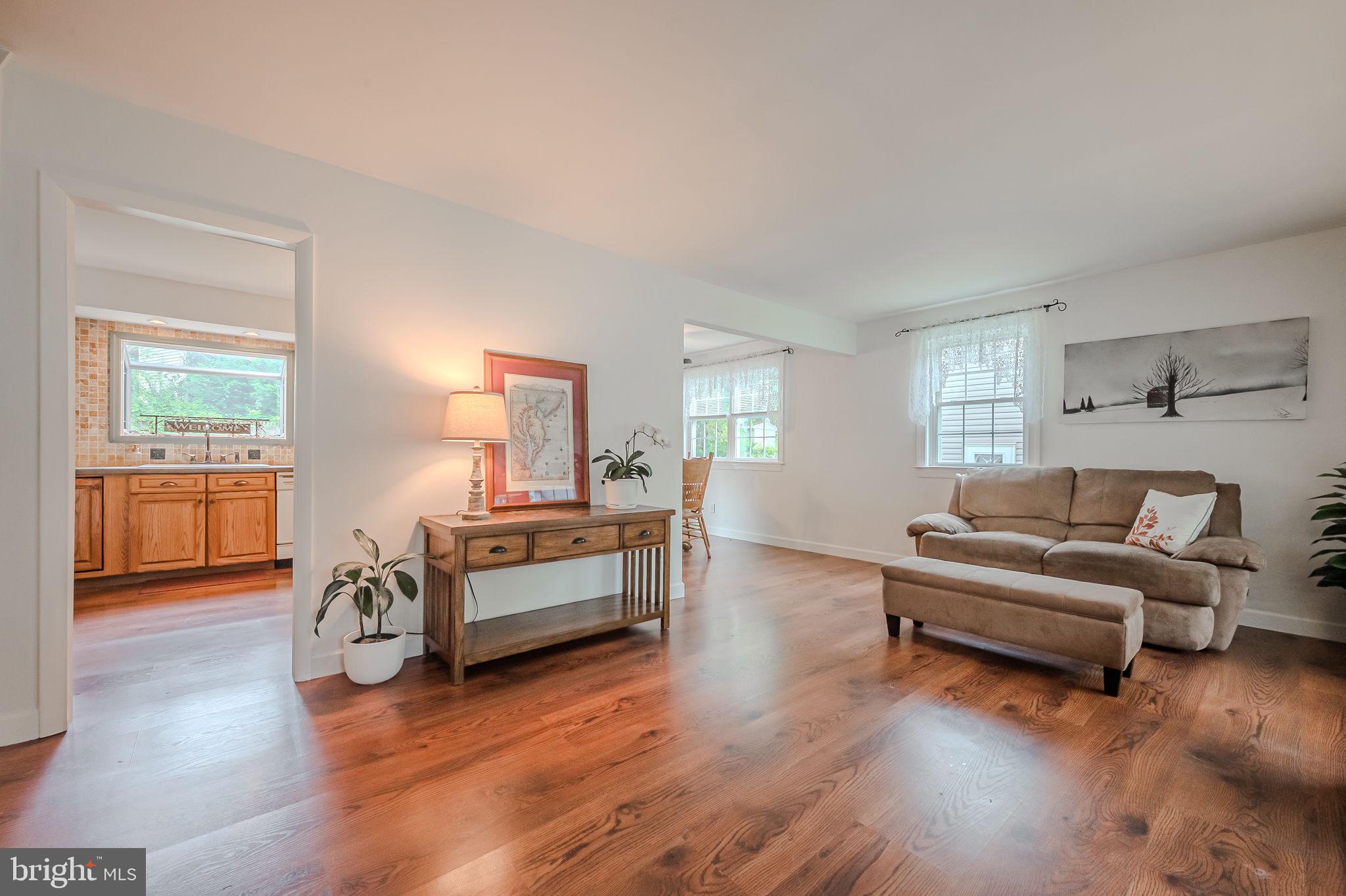 309 N DILLWYN ROAD