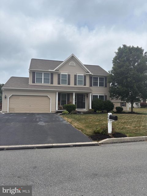 Photo of 137 Pickwick Circle, PALMYRA, PA 17078 (MLS # PALN2026766)