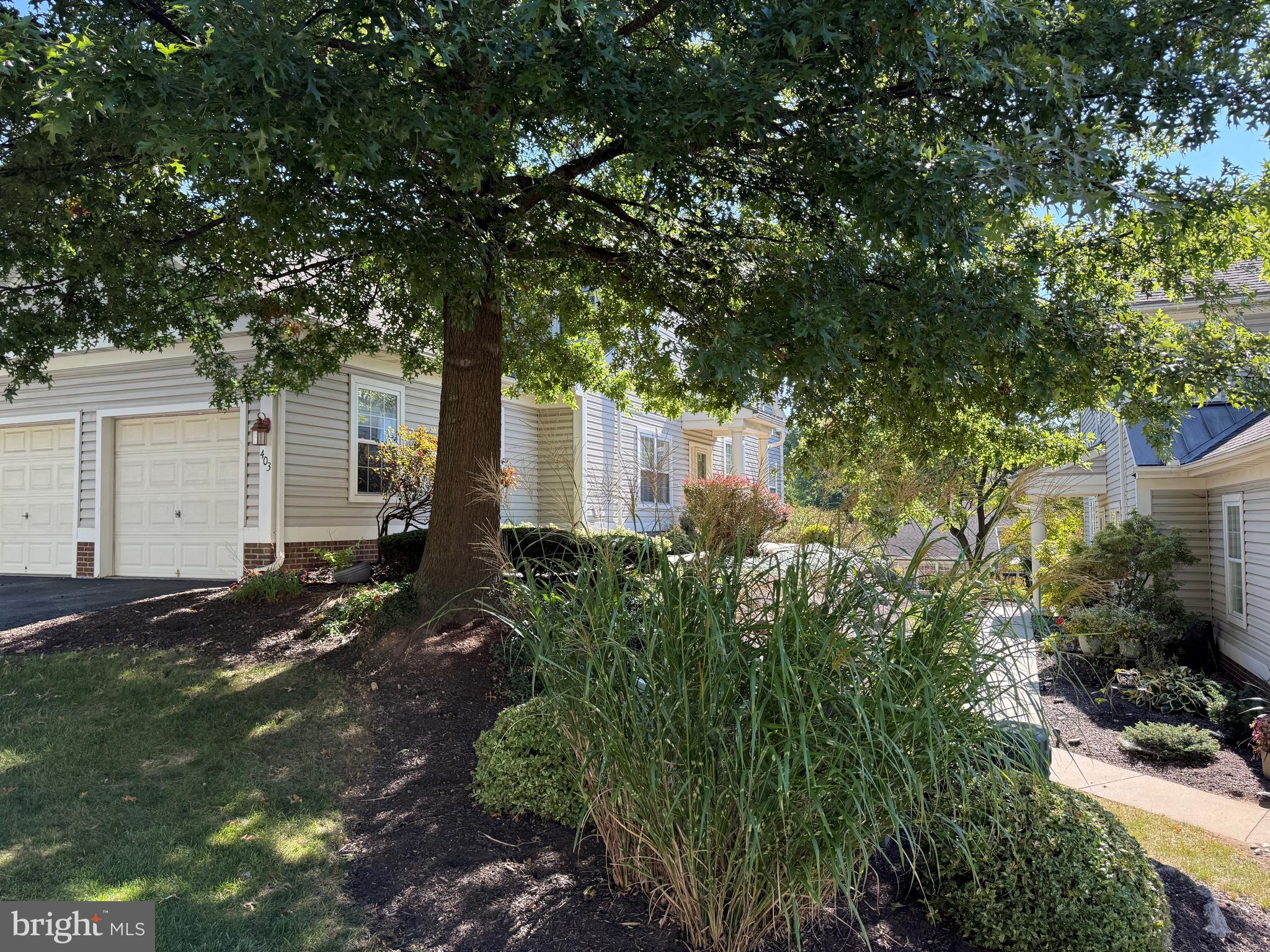 403 OAK HILL LANE