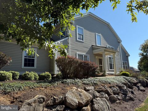 403 OAK HILL LANE READING PA 19610