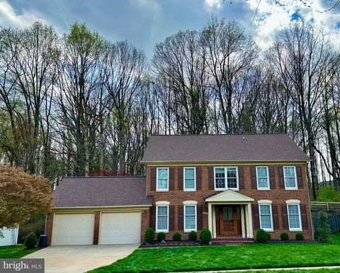 4610 TAPESTRY DRIVE FAIRFAX VA 22032