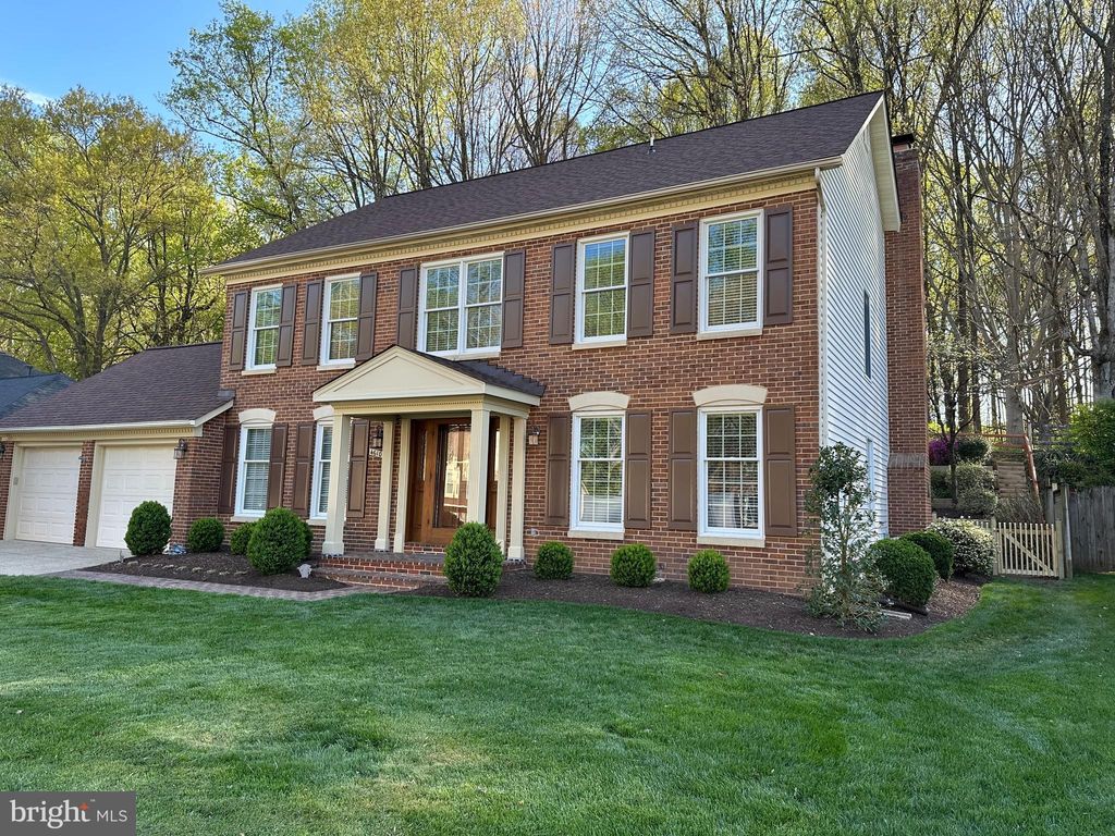 Photo of 4610 Tapestry Drive, FAIRFAX, VA 22032 (MLS # VAFX2295800)