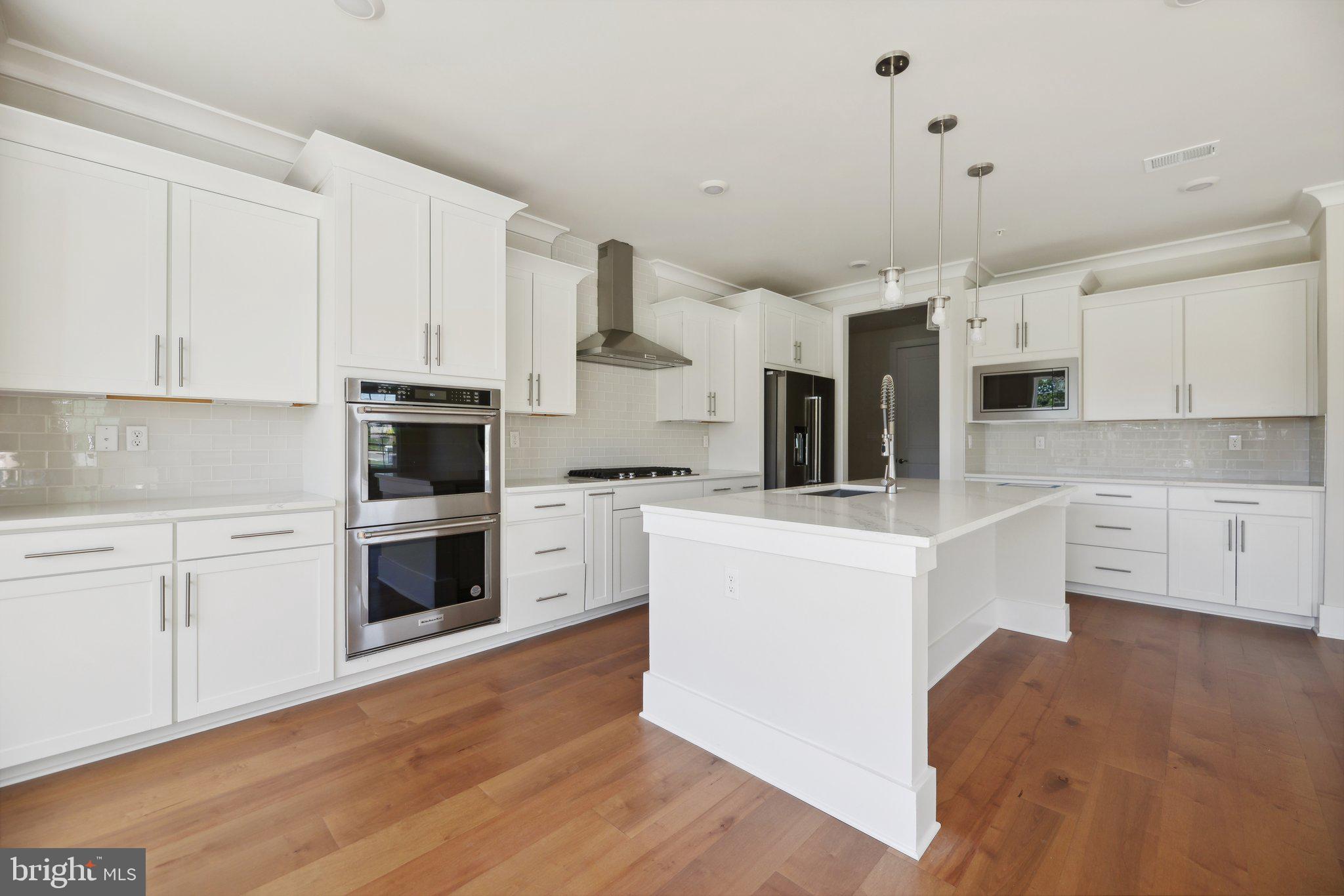 SENECA FARM - Residential