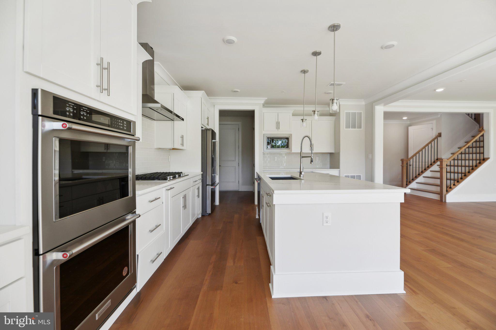 SENECA FARM - Residential