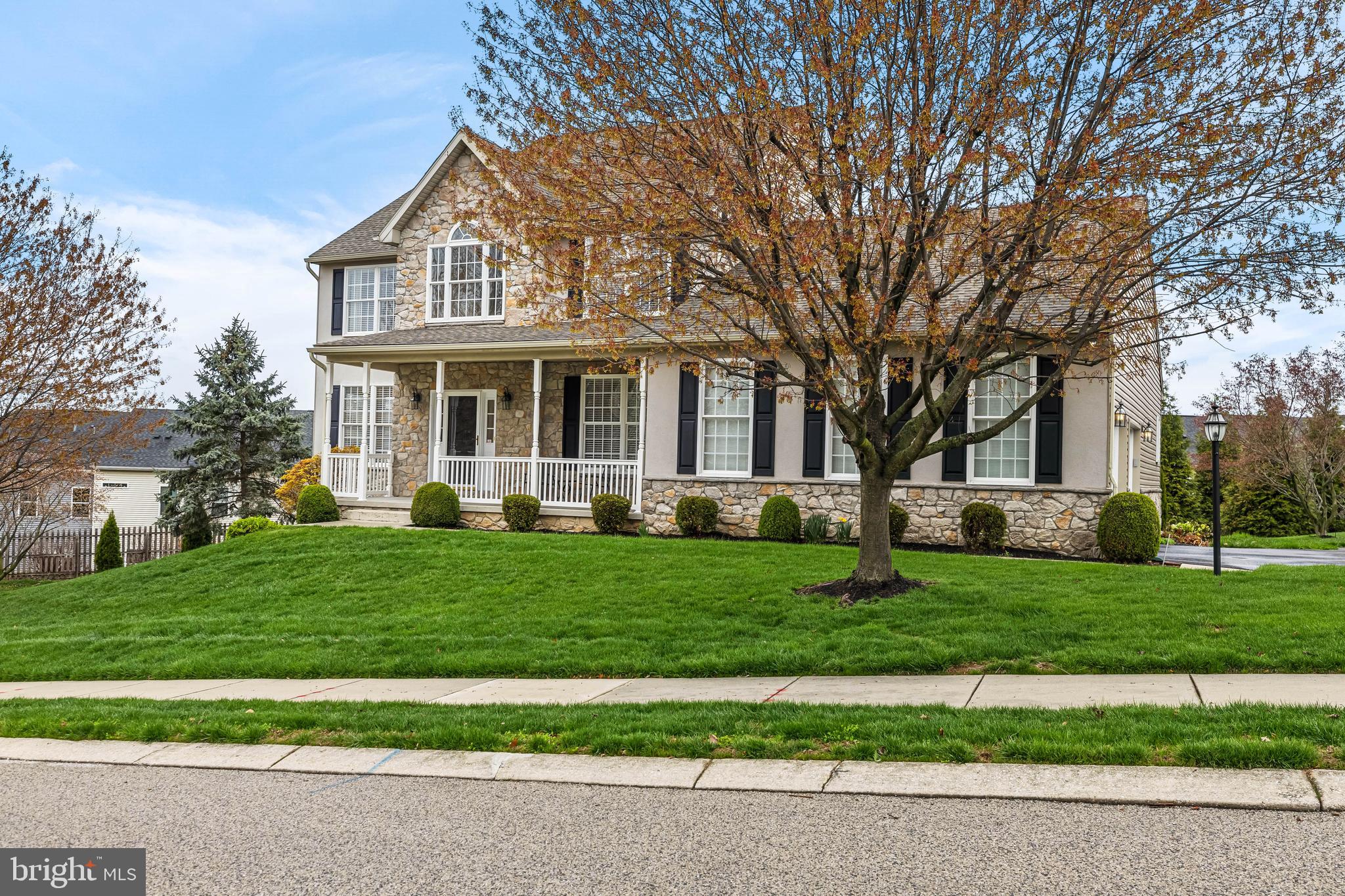 1115 GLEN VIEW DRIVE