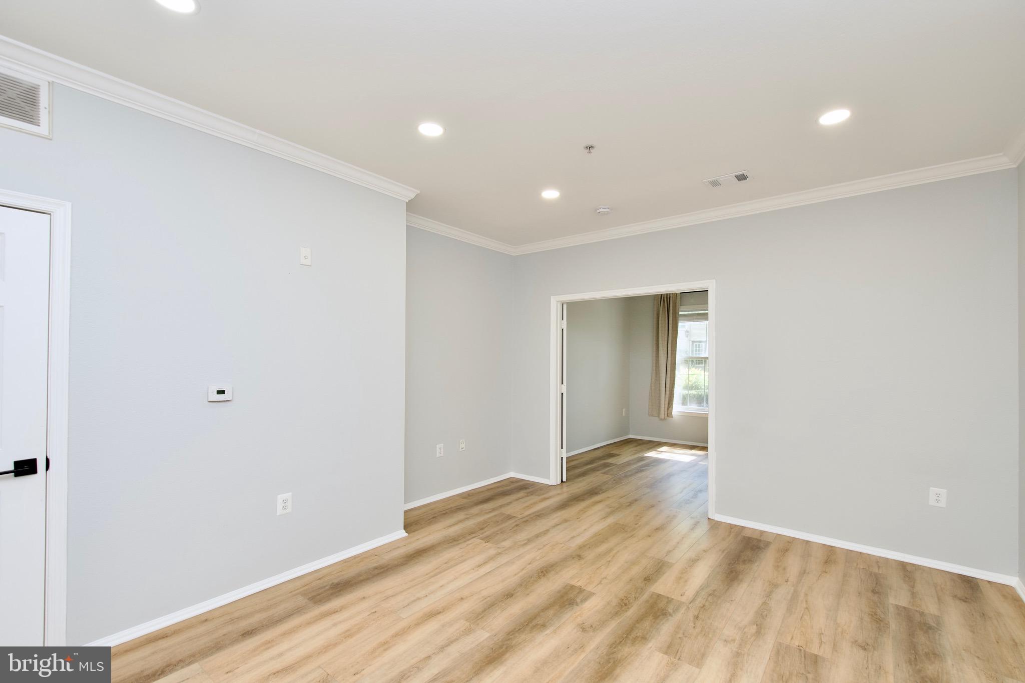 HIGH POINTE AT JEFFERSON - Residential