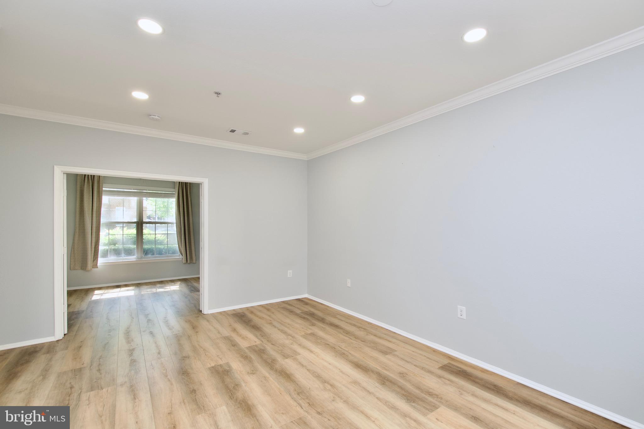 HIGH POINTE AT JEFFERSON - Residential