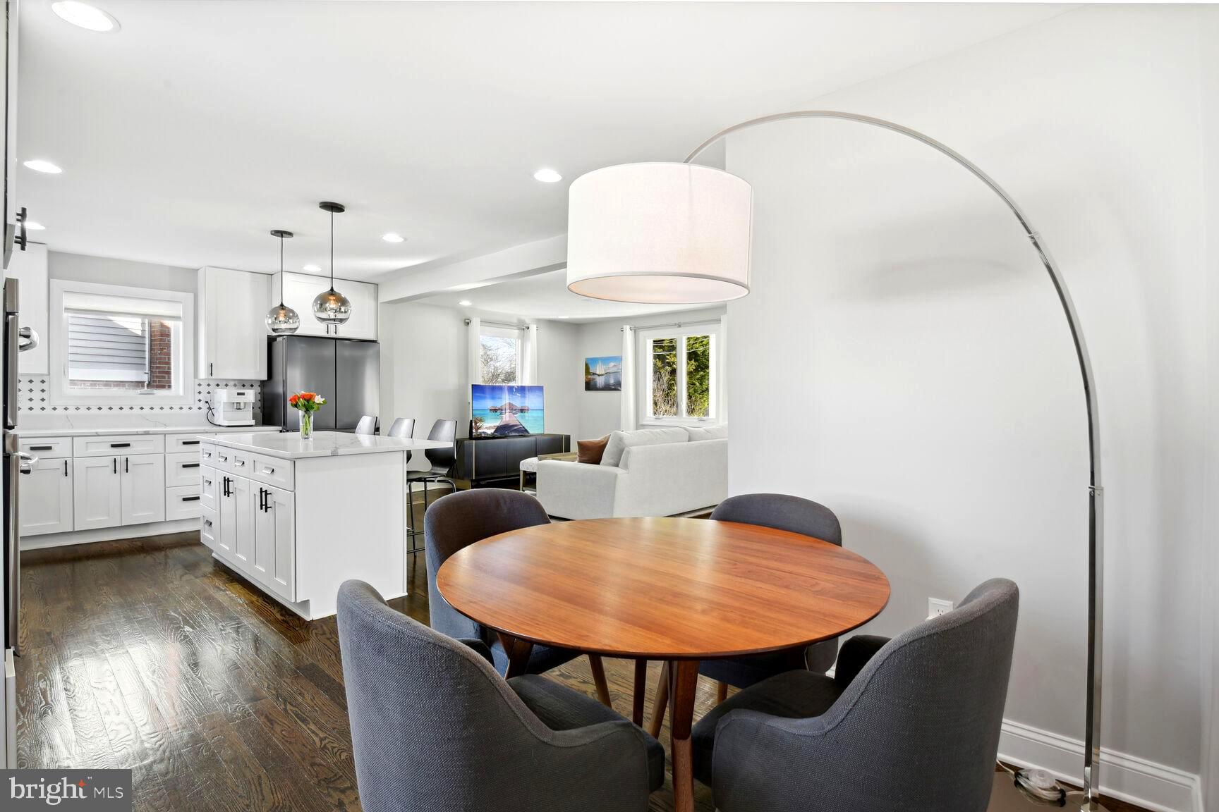 CONNECTICUT GARDENS - Residential