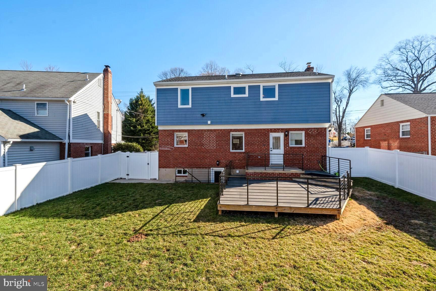 CONNECTICUT GARDENS - Residential