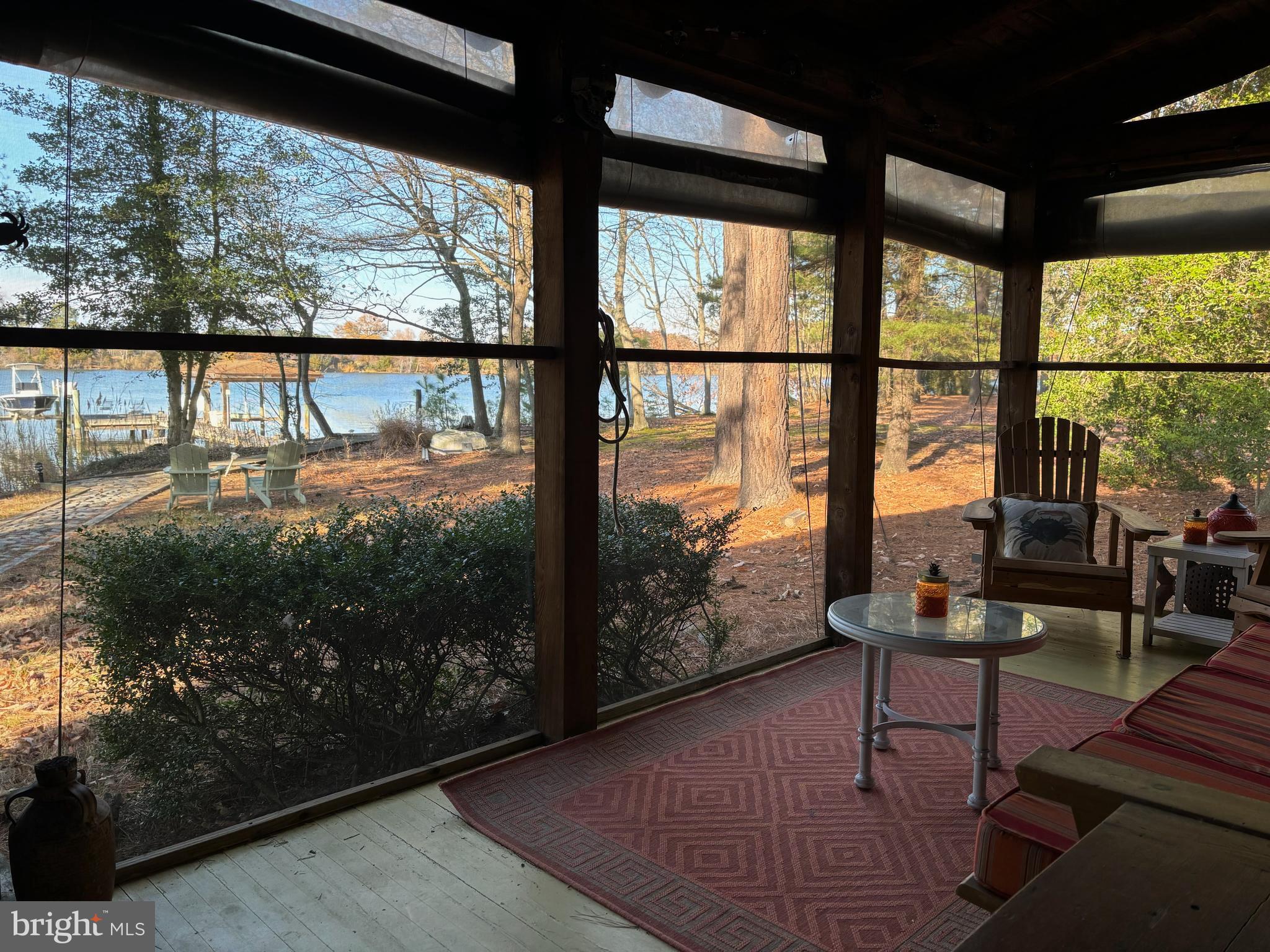 PINEY NECK - Residential