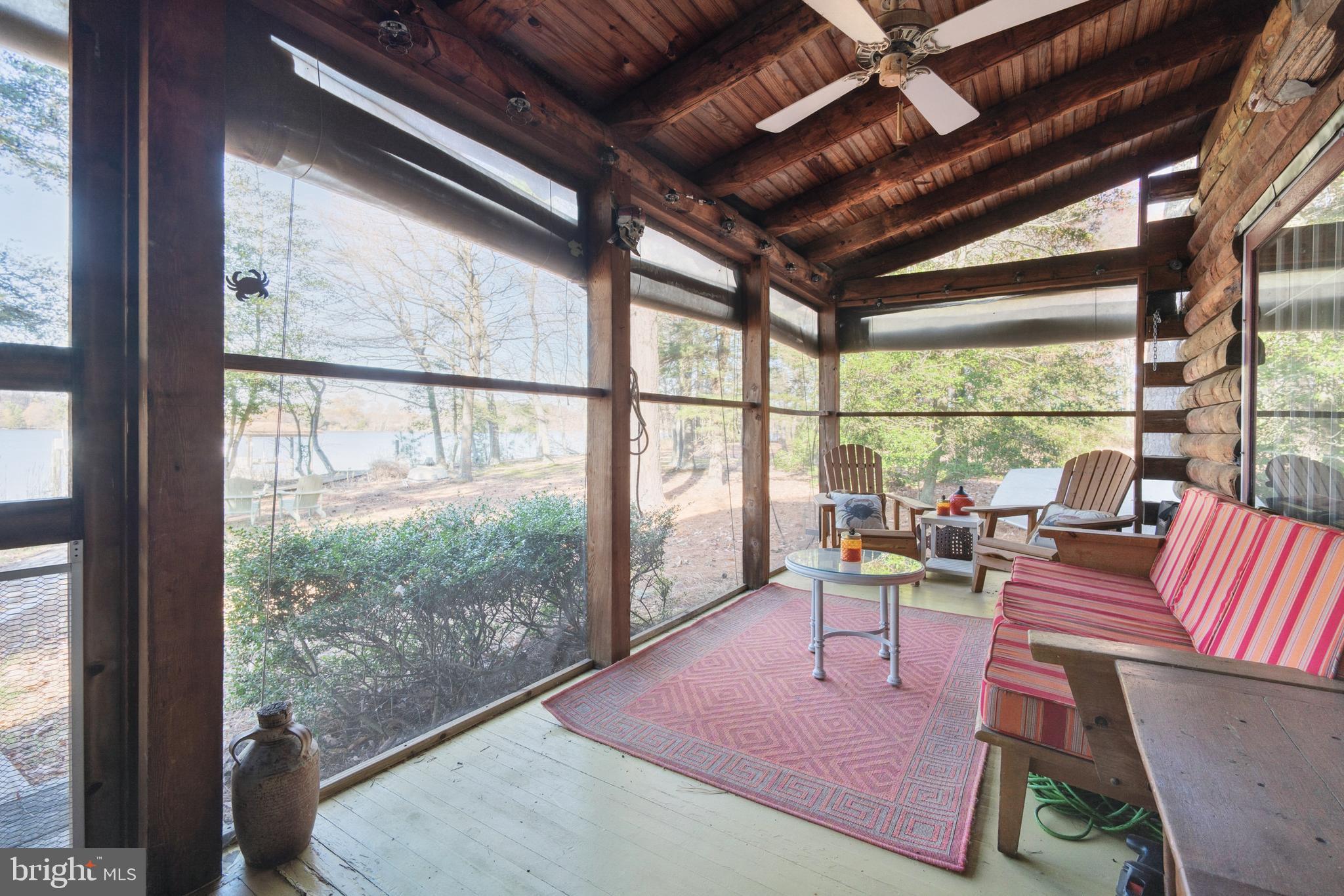 PINEY NECK - Residential