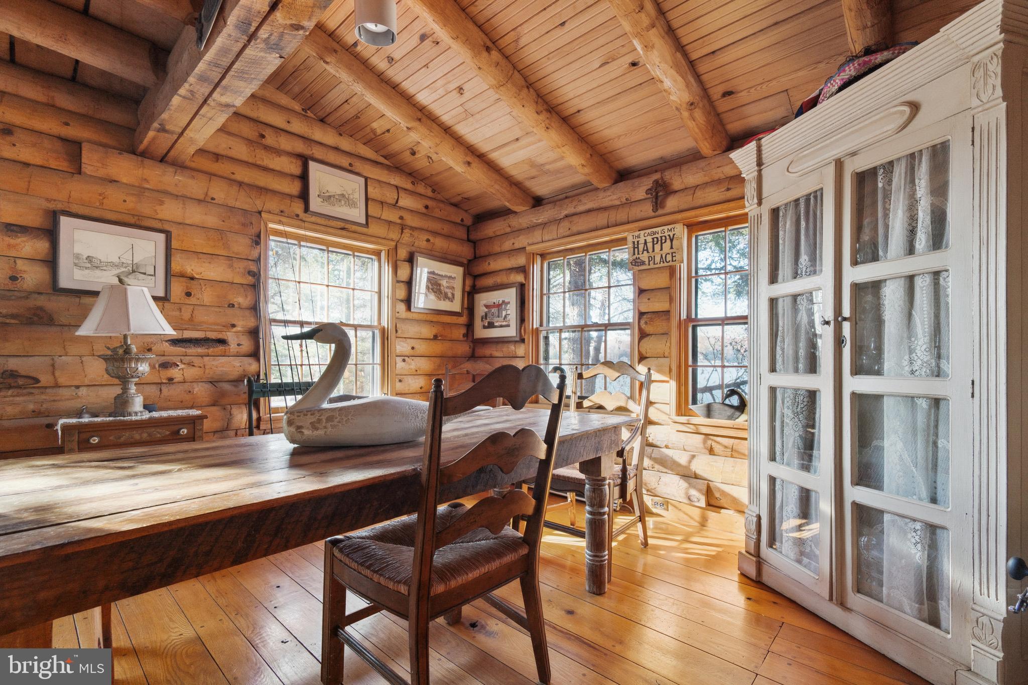 PINEY NECK - Residential