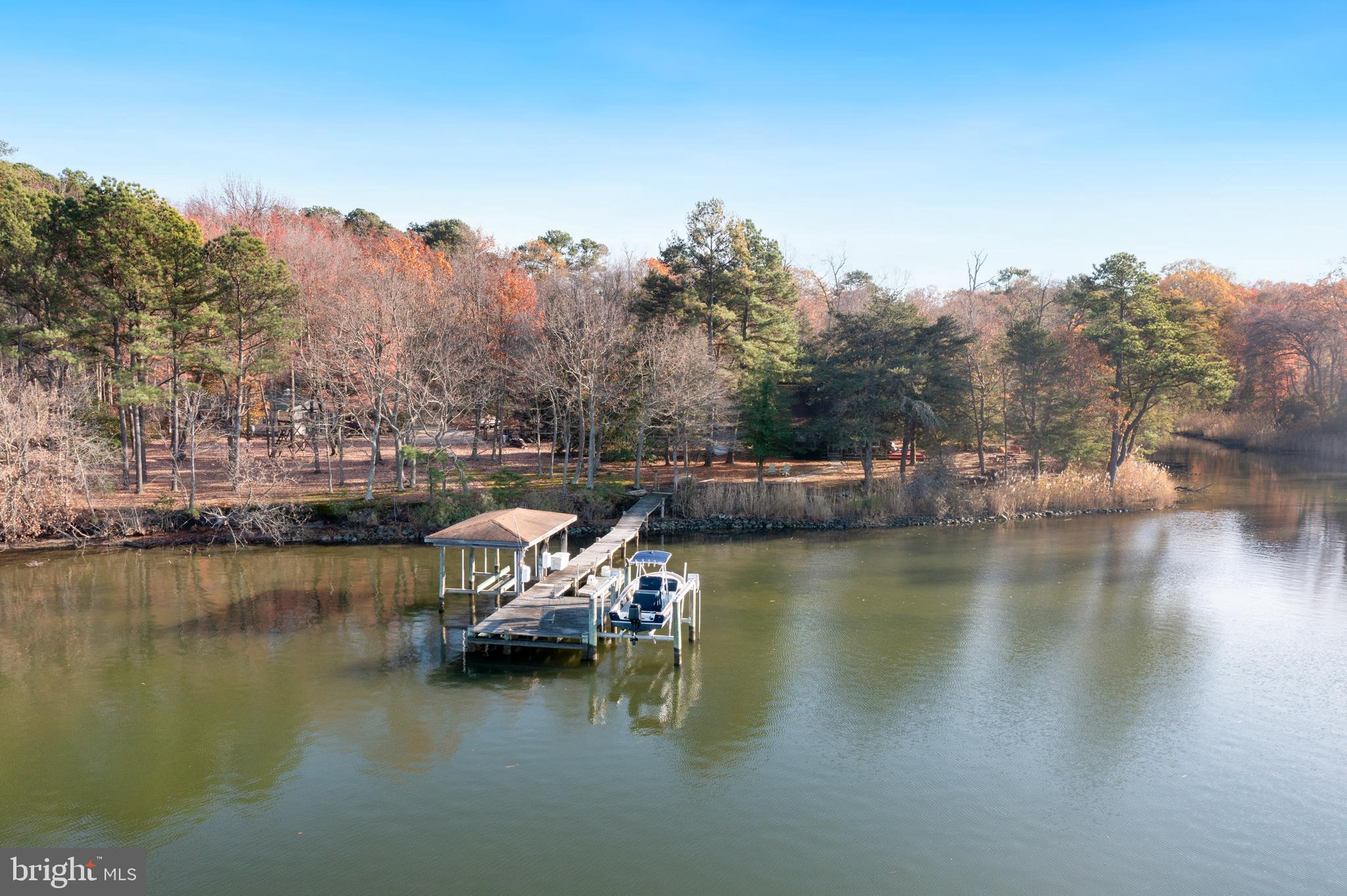 PINEY NECK - Residential