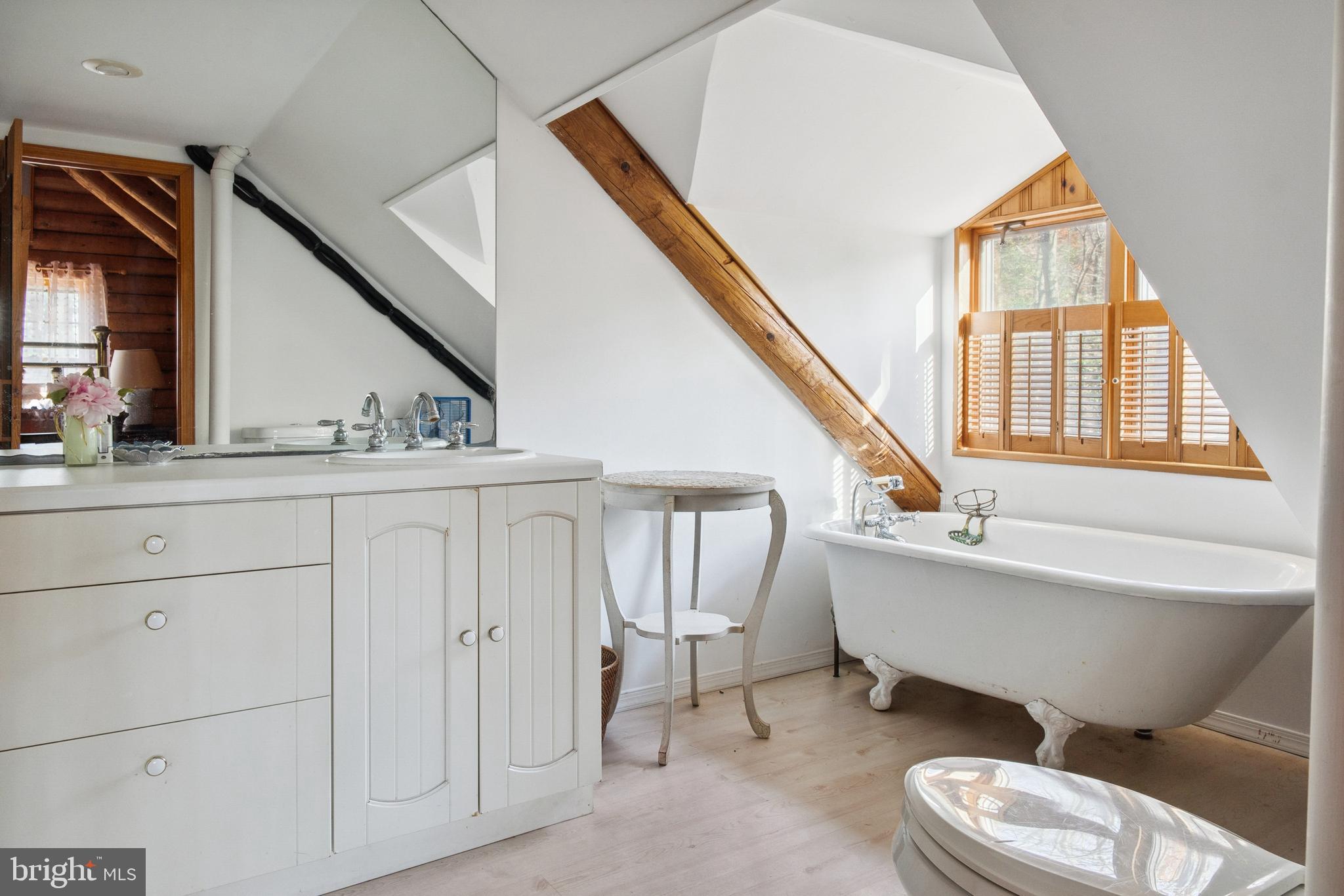 PINEY NECK - Residential