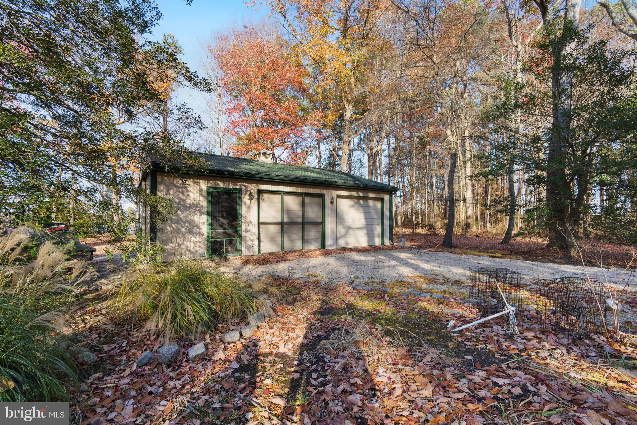 PINEY NECK - Residential