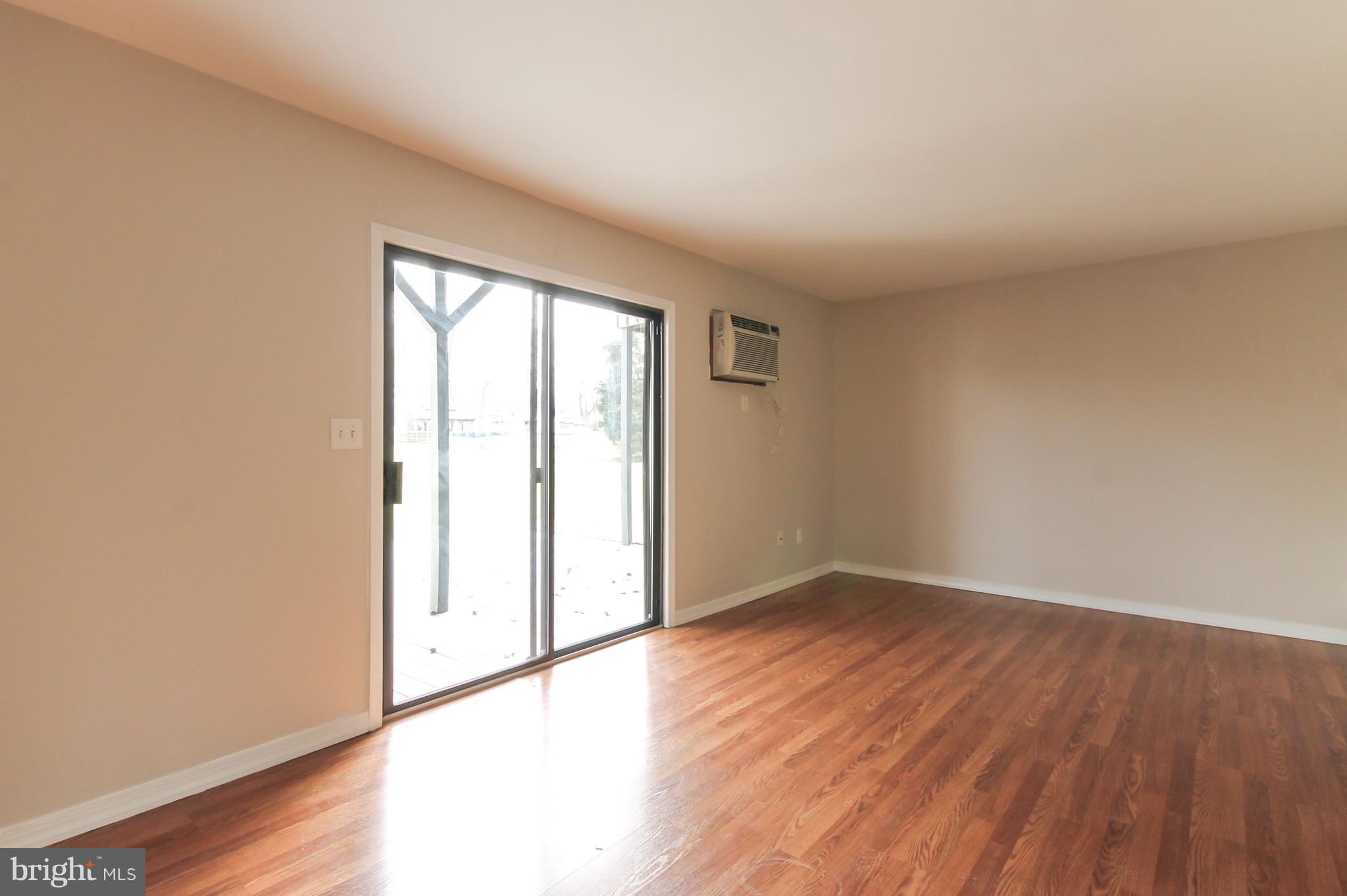 WILLOW CROSSING - Residential