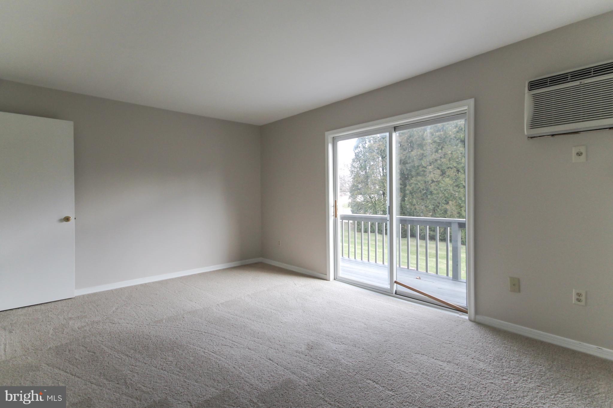 WILLOW CROSSING - Residential