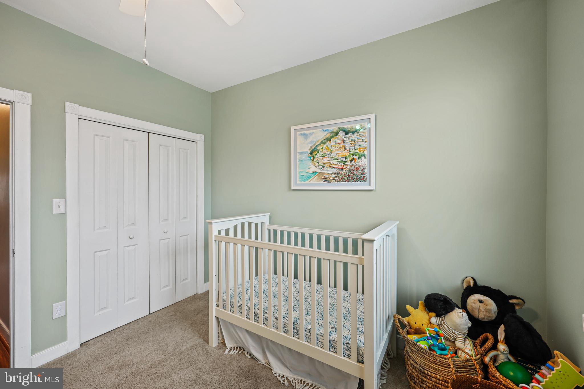 LOCUST POINT - Residential