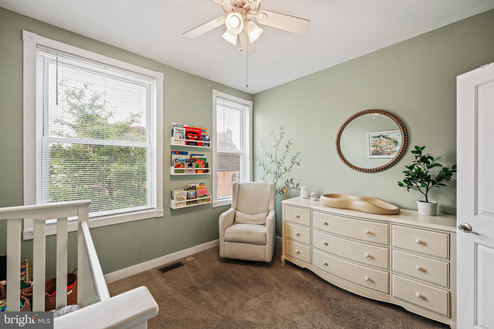 LOCUST POINT - Residential