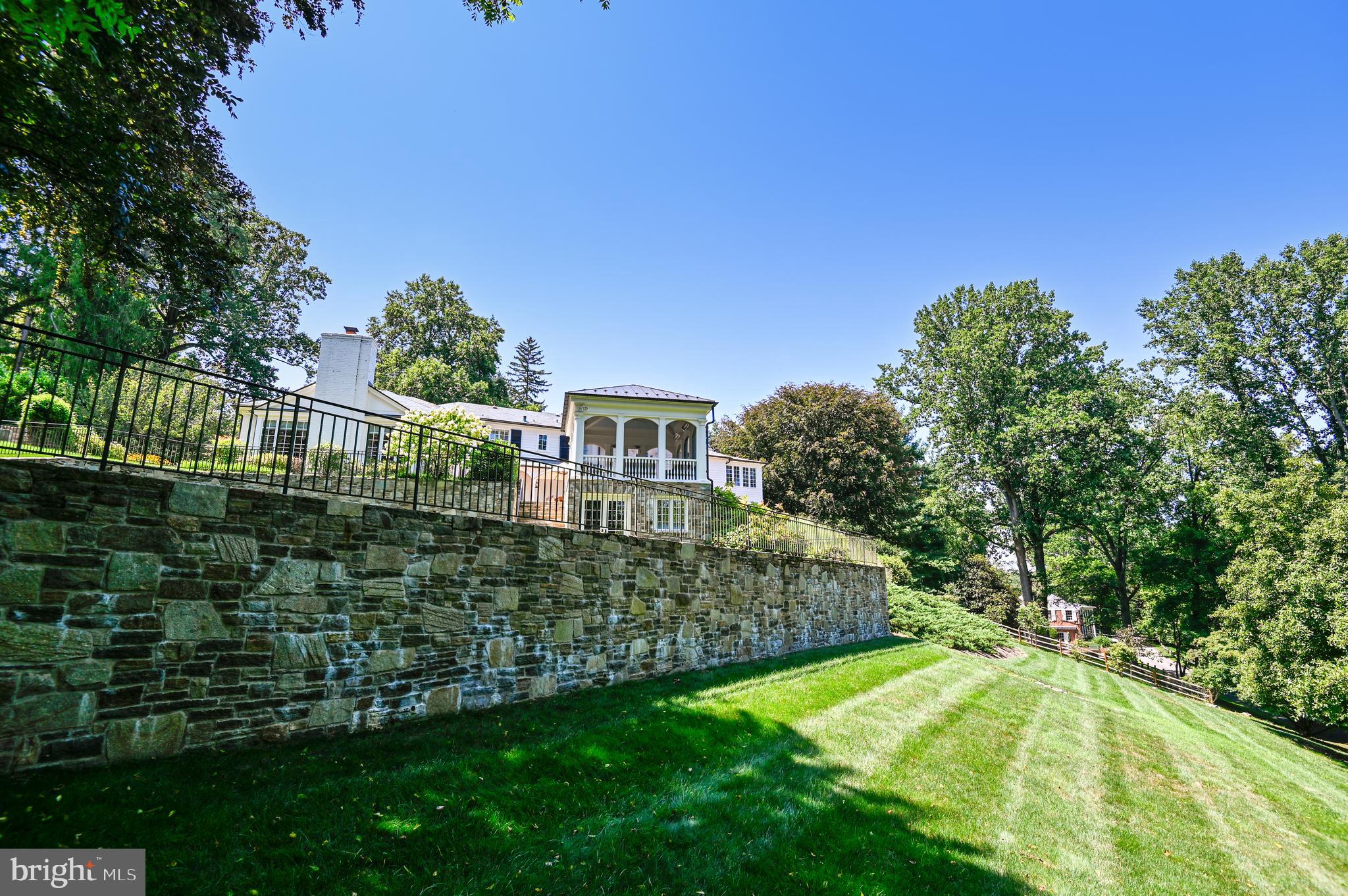 RUXTON - Residential