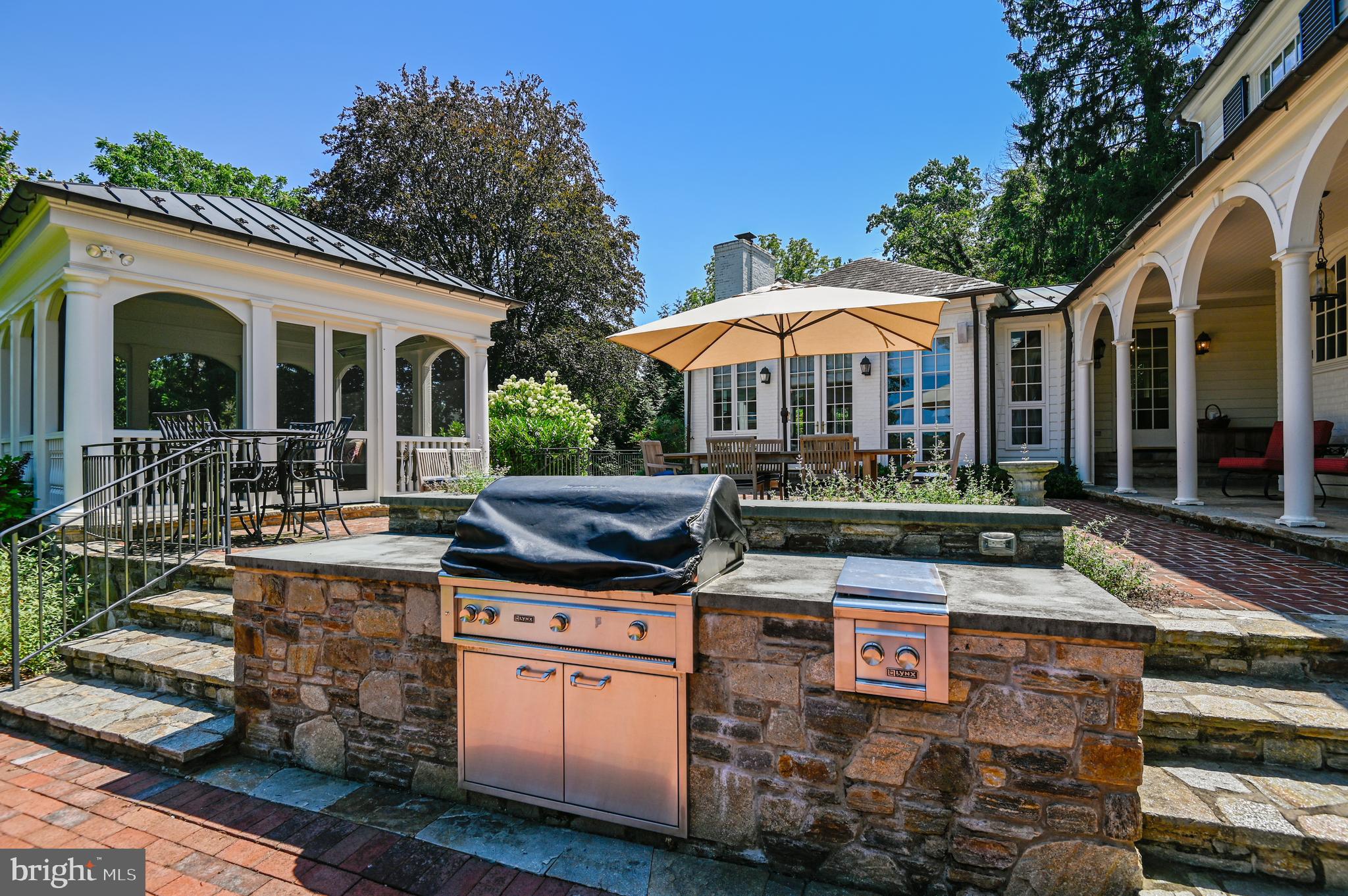 RUXTON - Residential