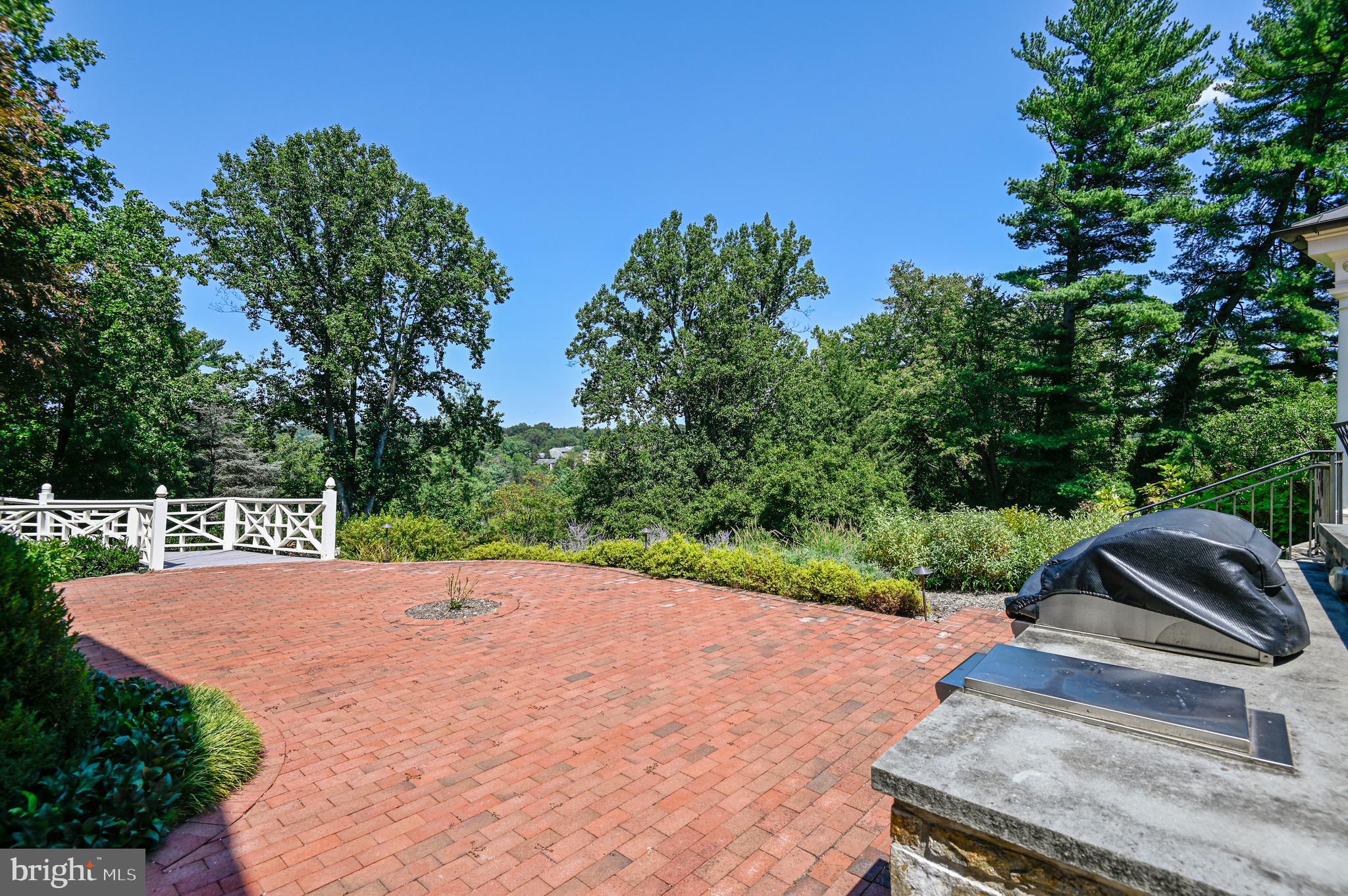 RUXTON - Residential