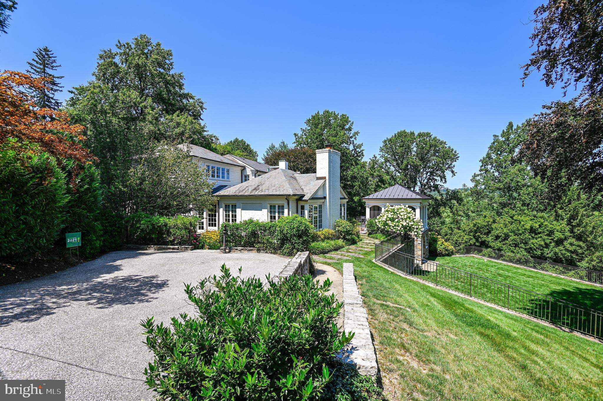 RUXTON - Residential