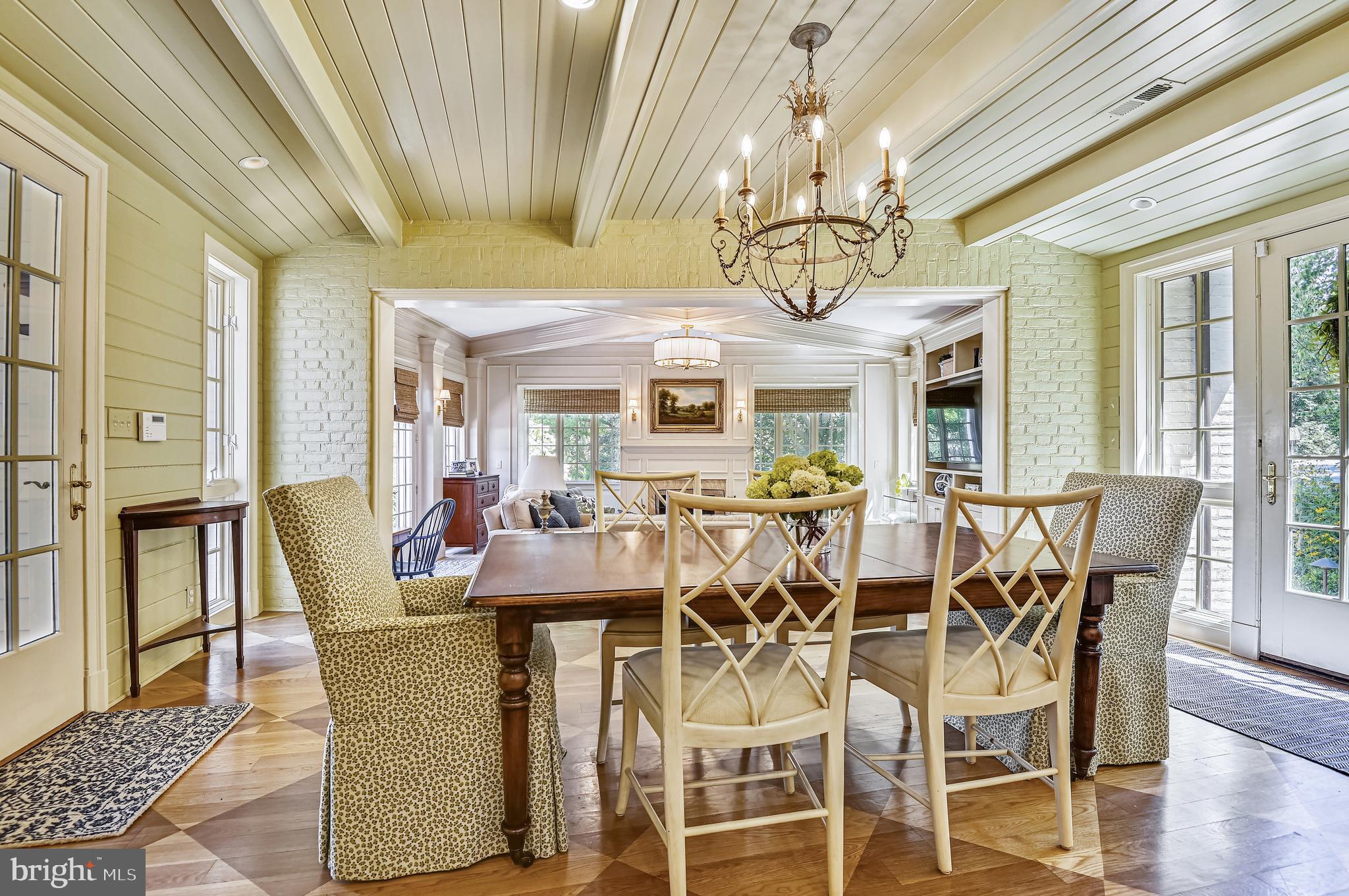 RUXTON - Residential