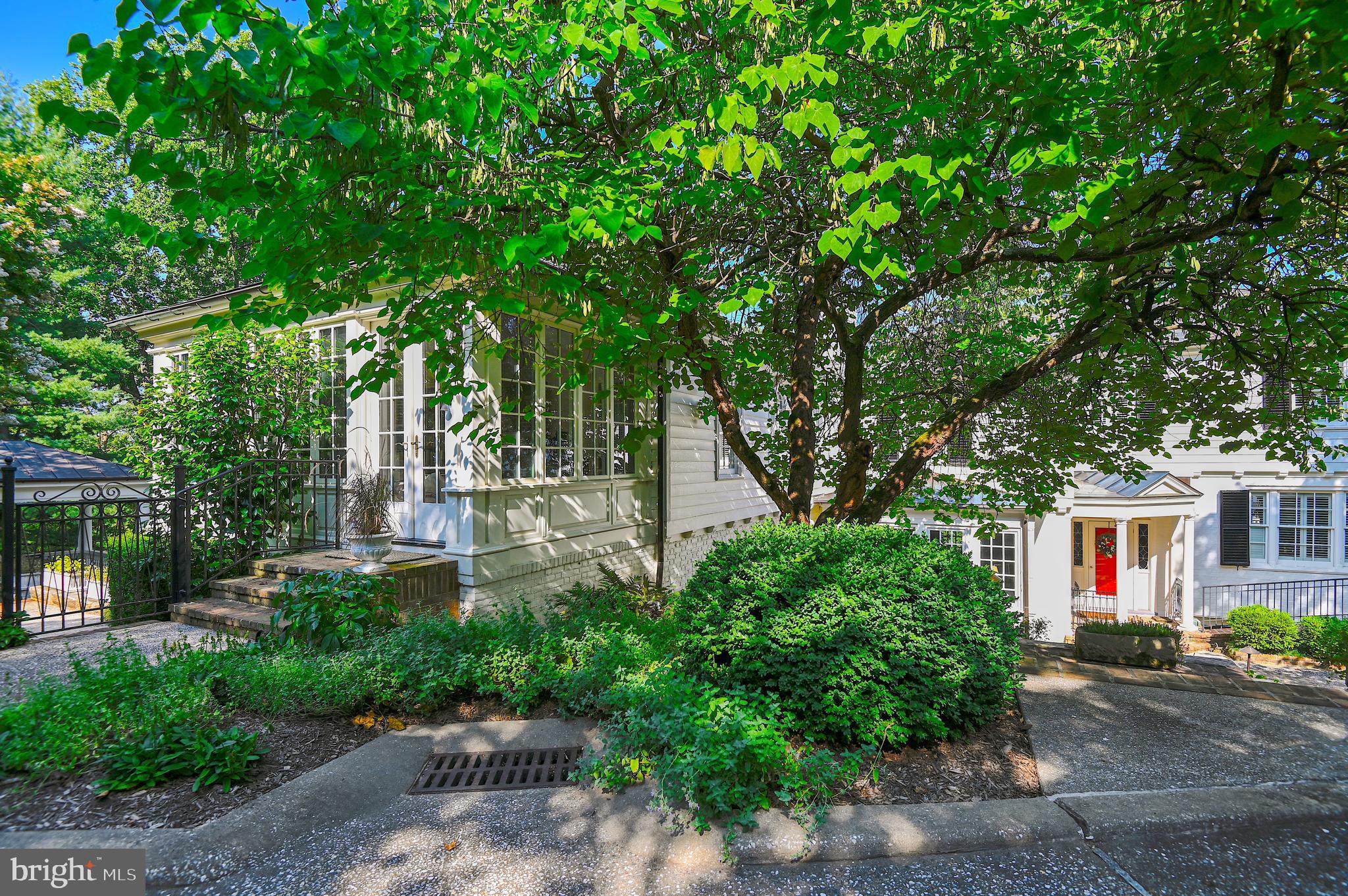 RUXTON - Residential