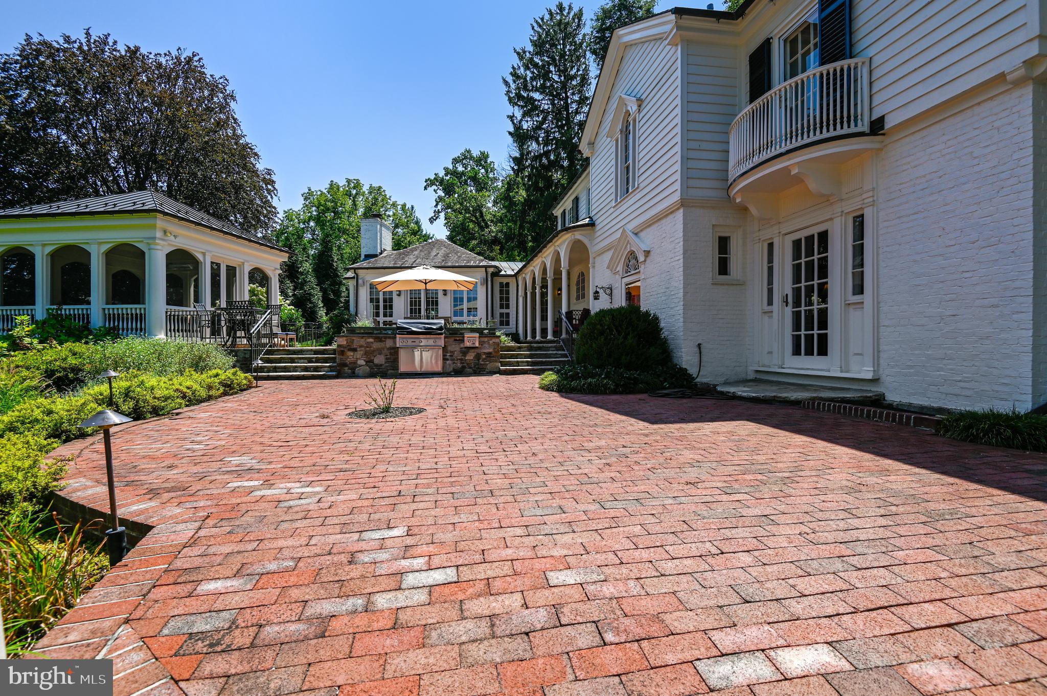 RUXTON - Residential