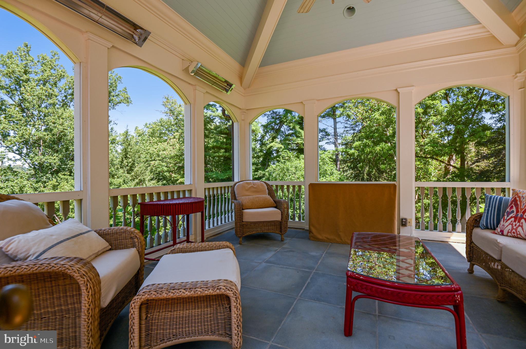 RUXTON - Residential