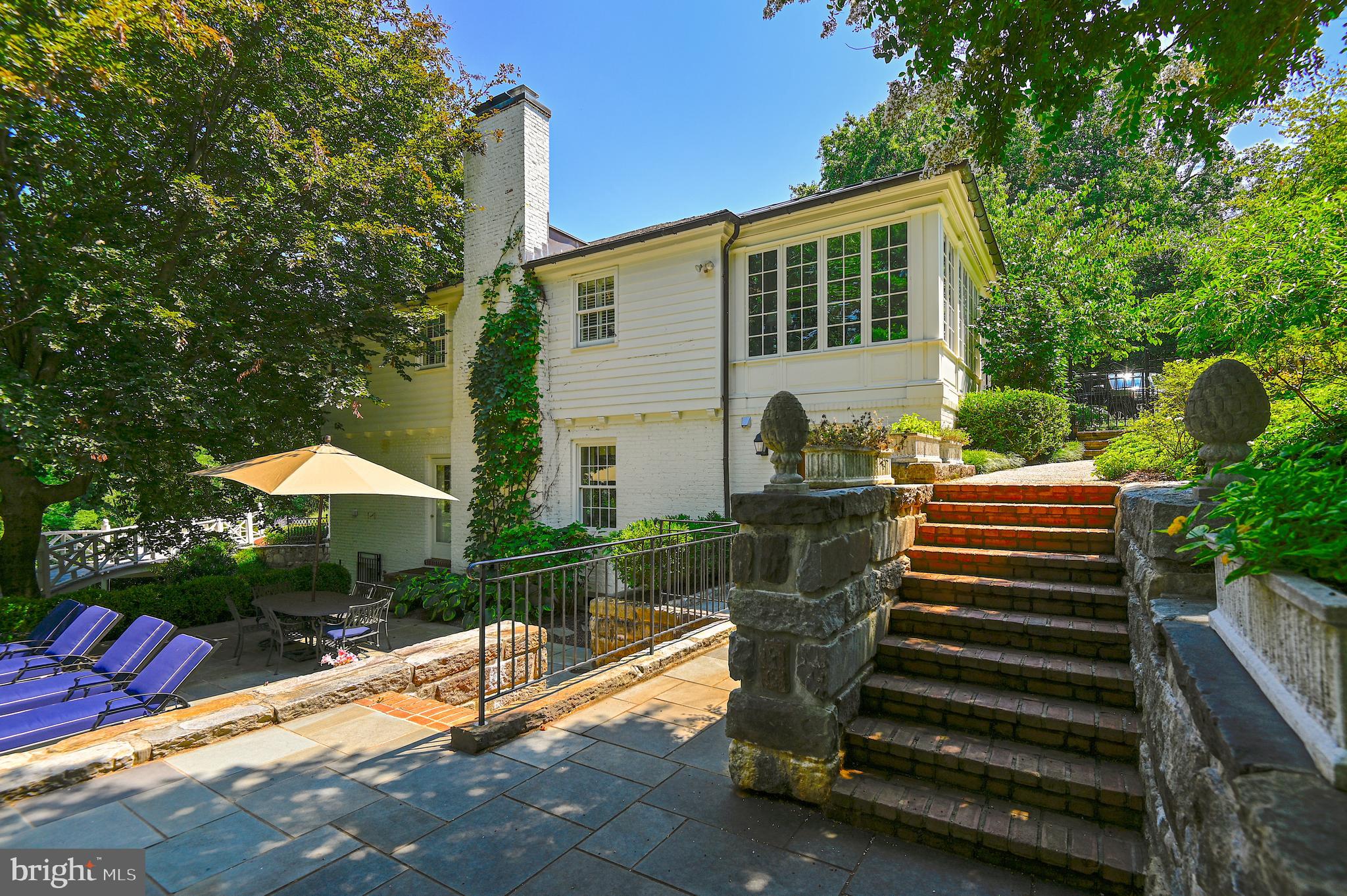 RUXTON - Residential