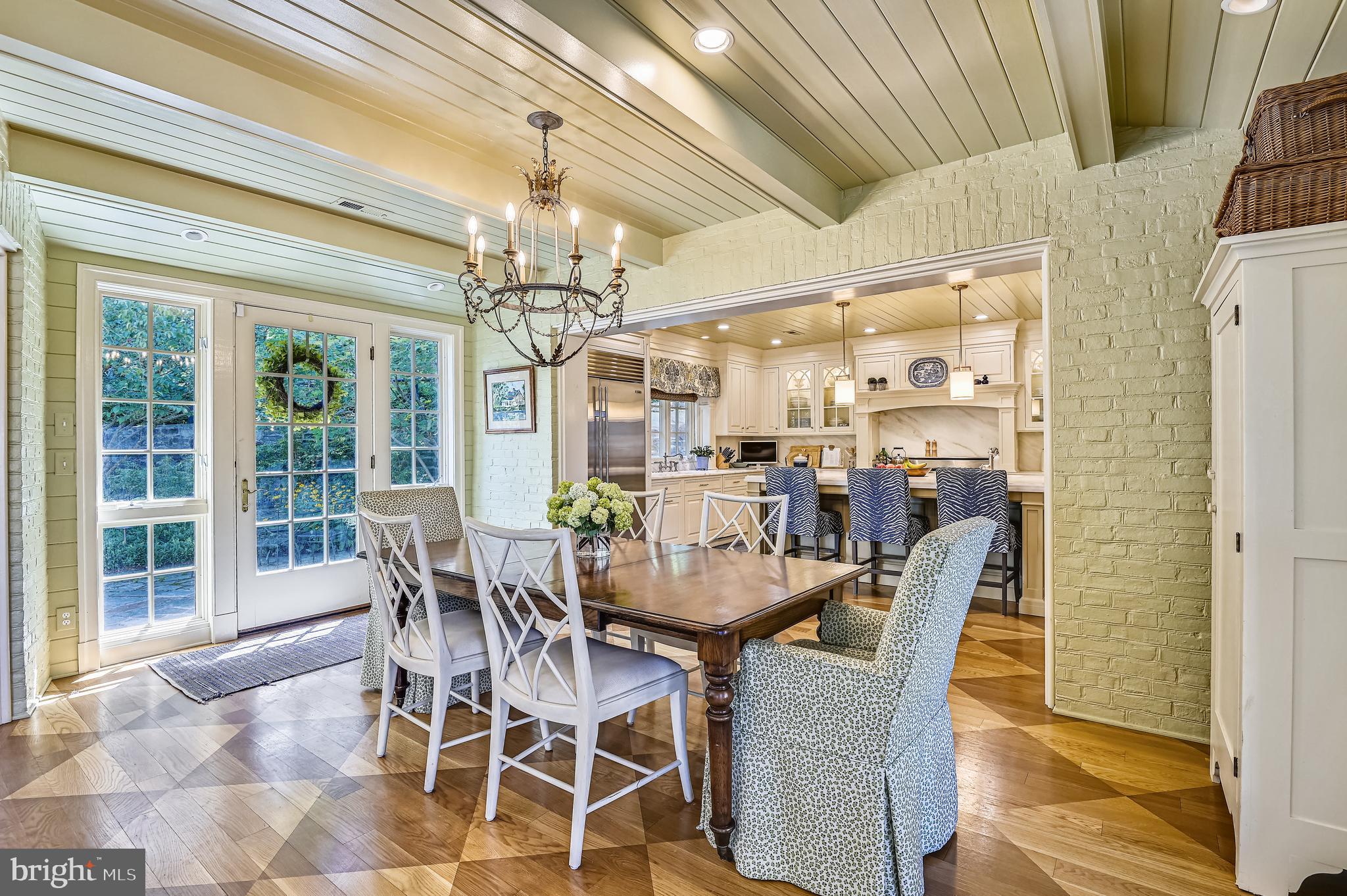 RUXTON - Residential