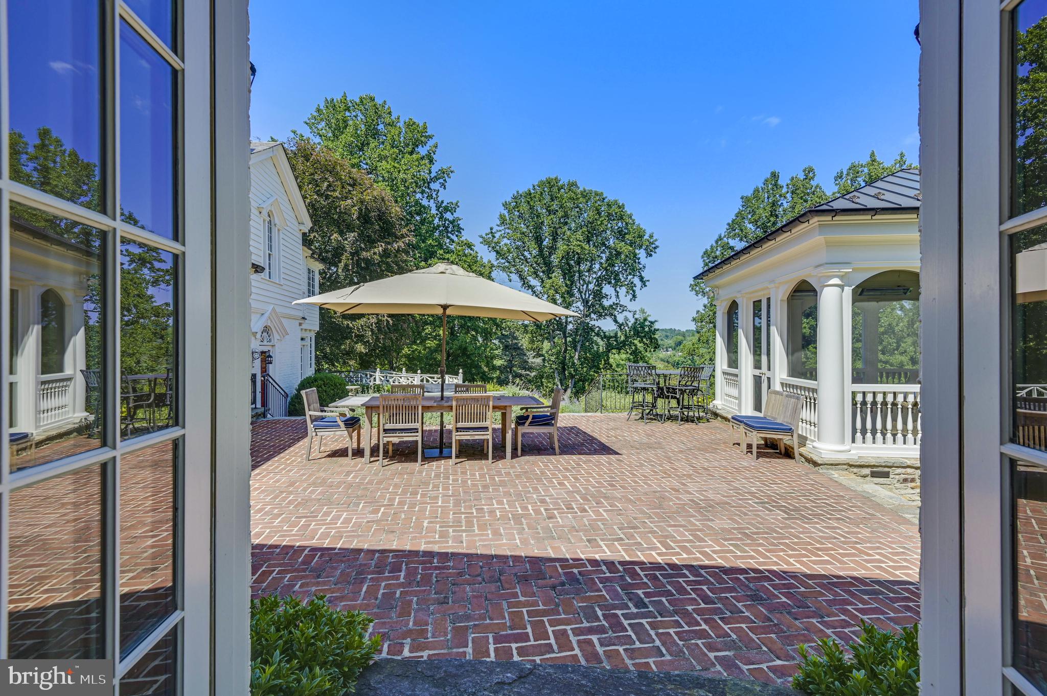 RUXTON - Residential