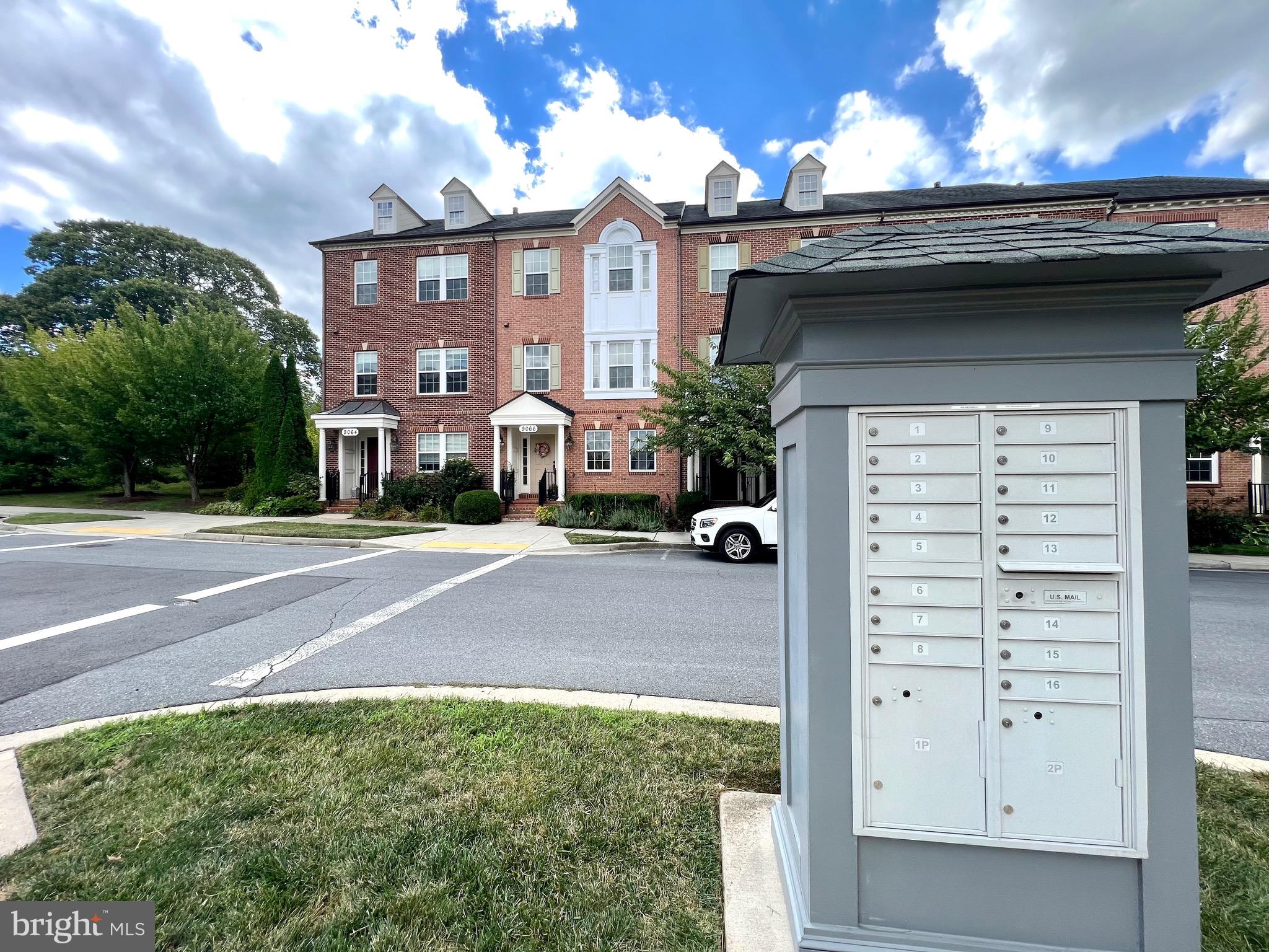 VILLAGES OF URBANA - Residential Lease