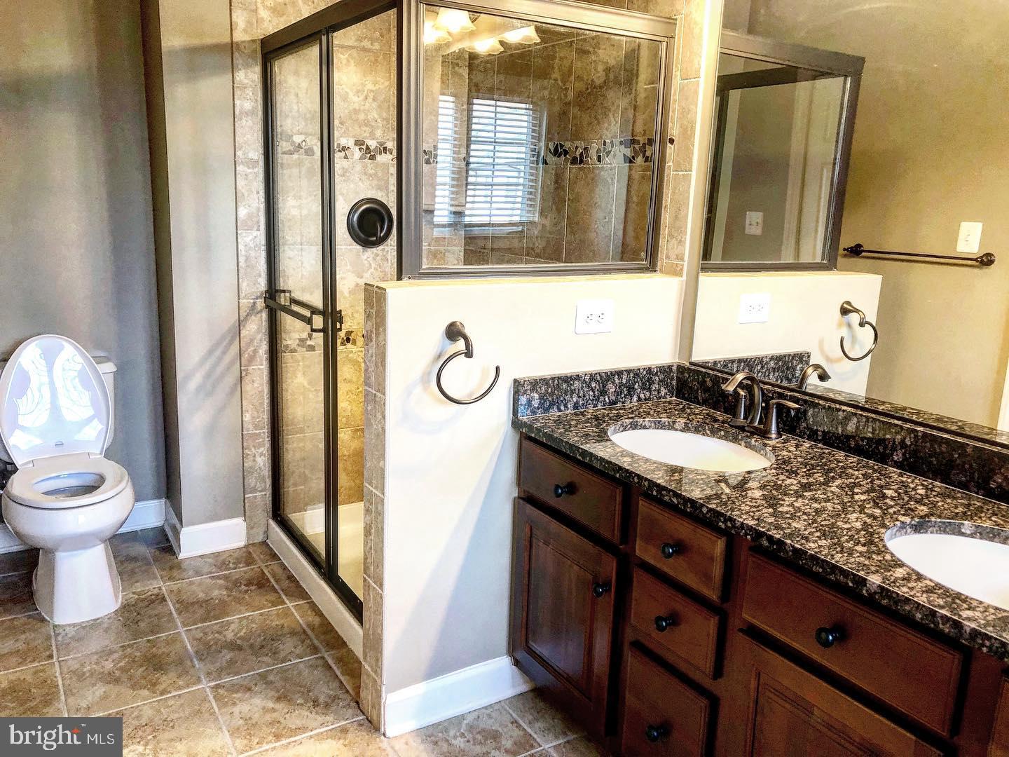 VILLAGES OF URBANA - Residential Lease